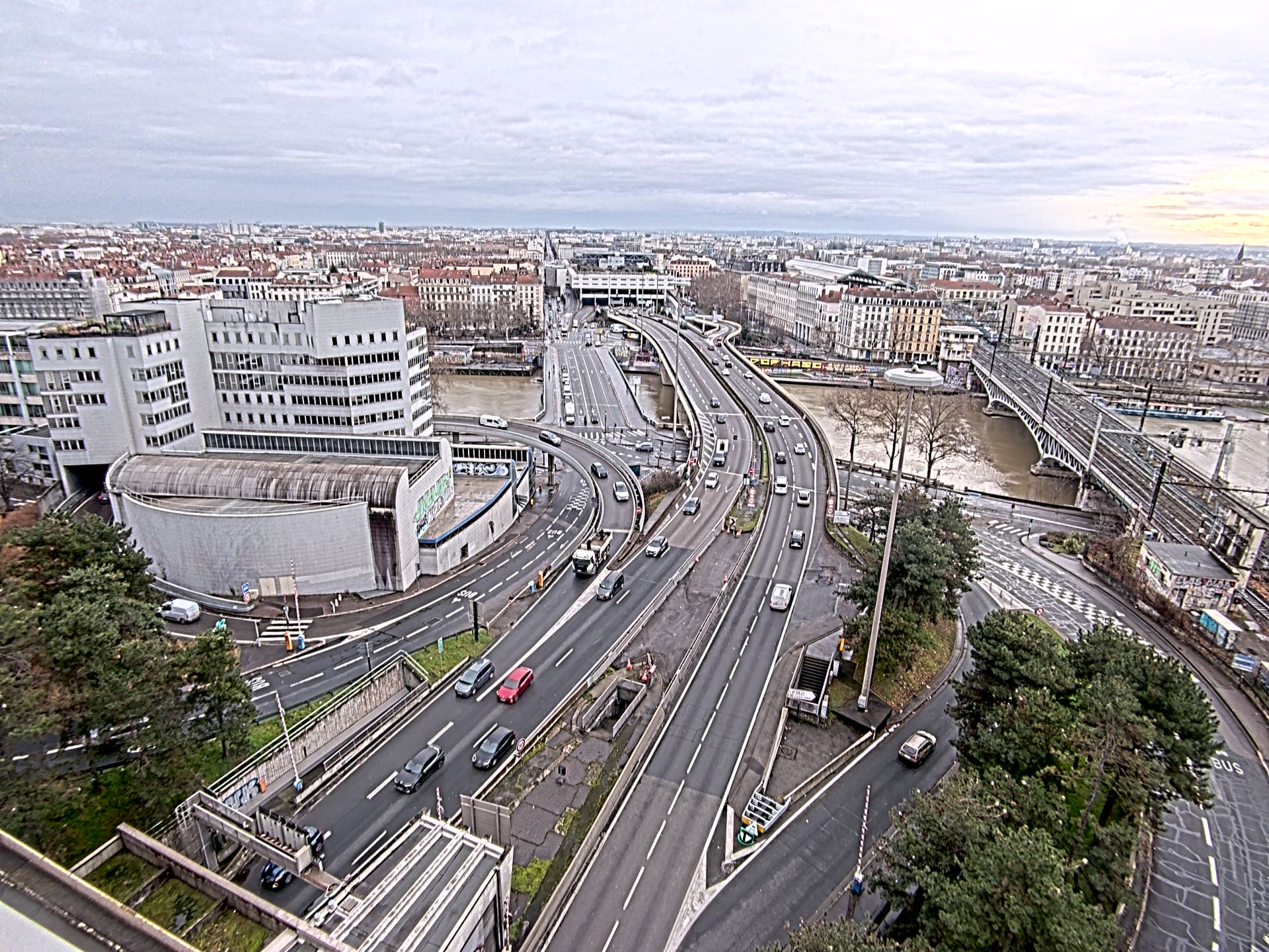 Caméra autoroute à Lyon Perrache à l'entrée Sud du Tunnel sous Fourvière, en direction de Marseille