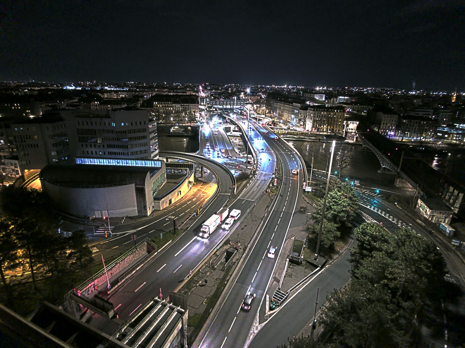 Caméra autoroute à Lyon Perrache à l'entrée Sud du Tunnel sous Fourvière, en direction de Marseille