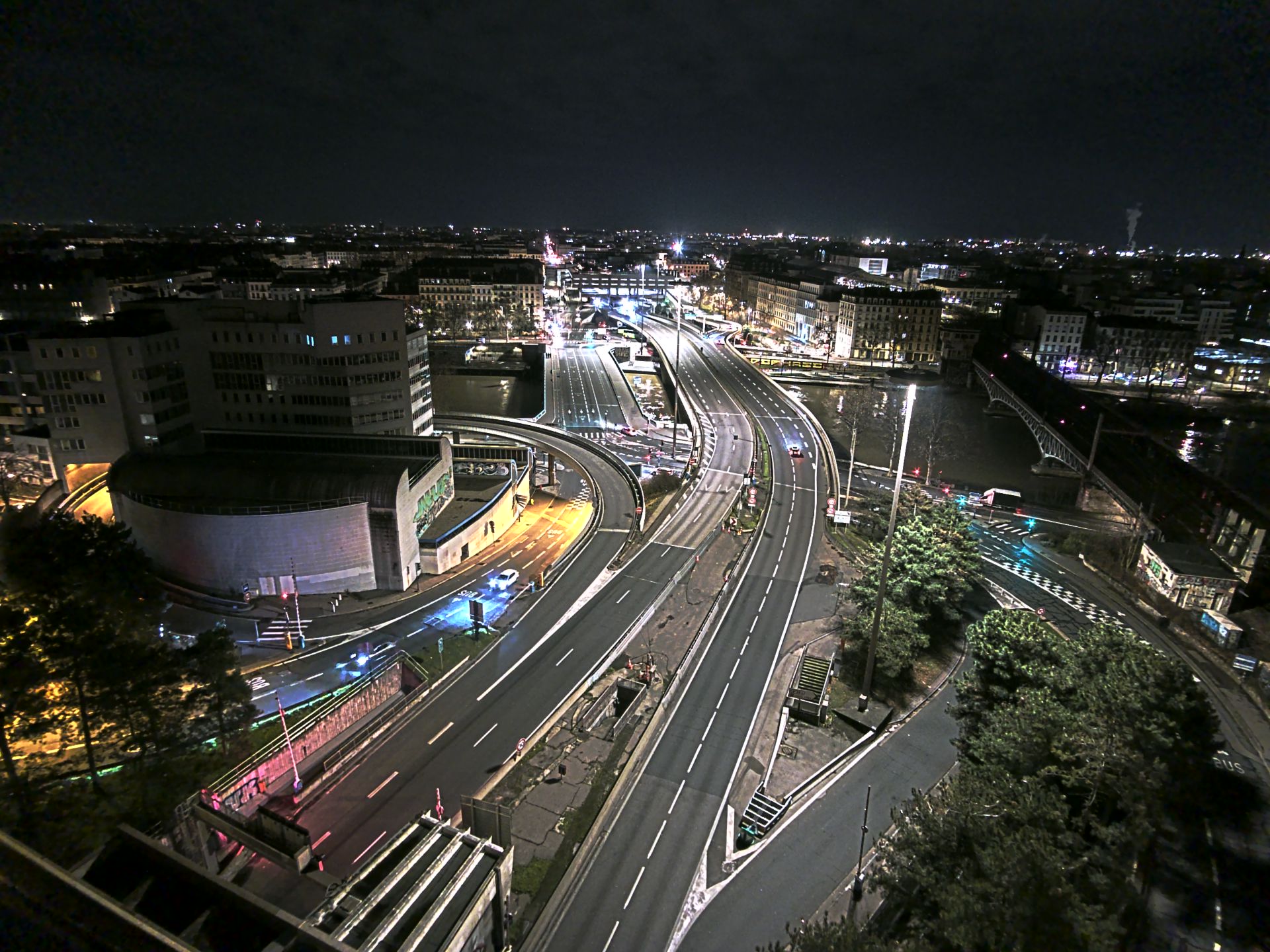 Caméra autoroute à Lyon Perrache à l'entrée Sud du Tunnel sous Fourvière, en direction de Marseille