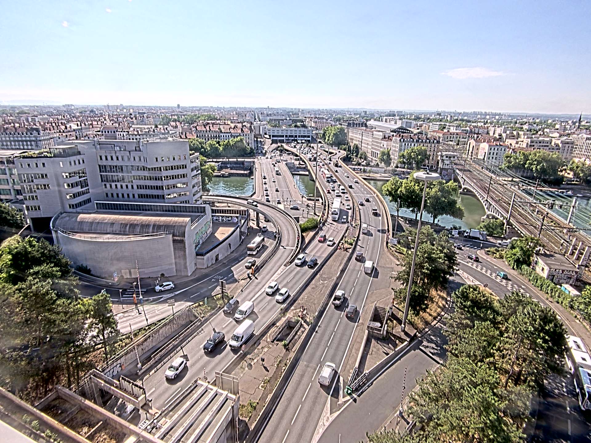 Caméra autoroute à Lyon Perrache à l'entrée Sud du Tunnel sous Fourvière, en direction de Marseille