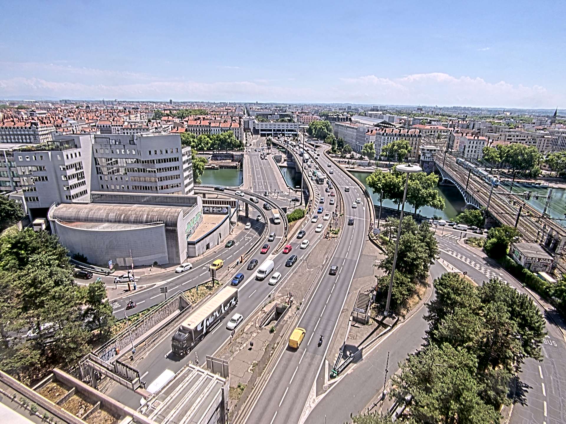 Caméra autoroute à Lyon Perrache à l'entrée Sud du Tunnel sous Fourvière, en direction de Marseille