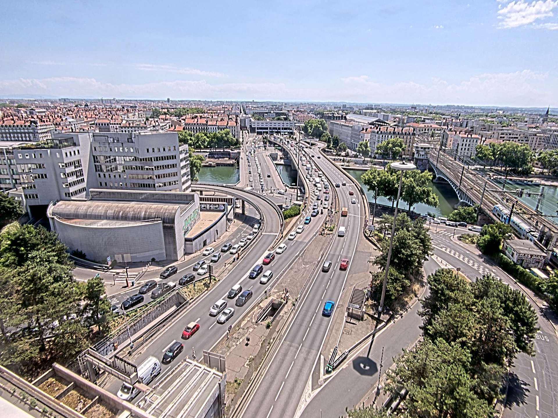 Caméra autoroute à Lyon Perrache à l'entrée Sud du Tunnel sous Fourvière, en direction de Marseille