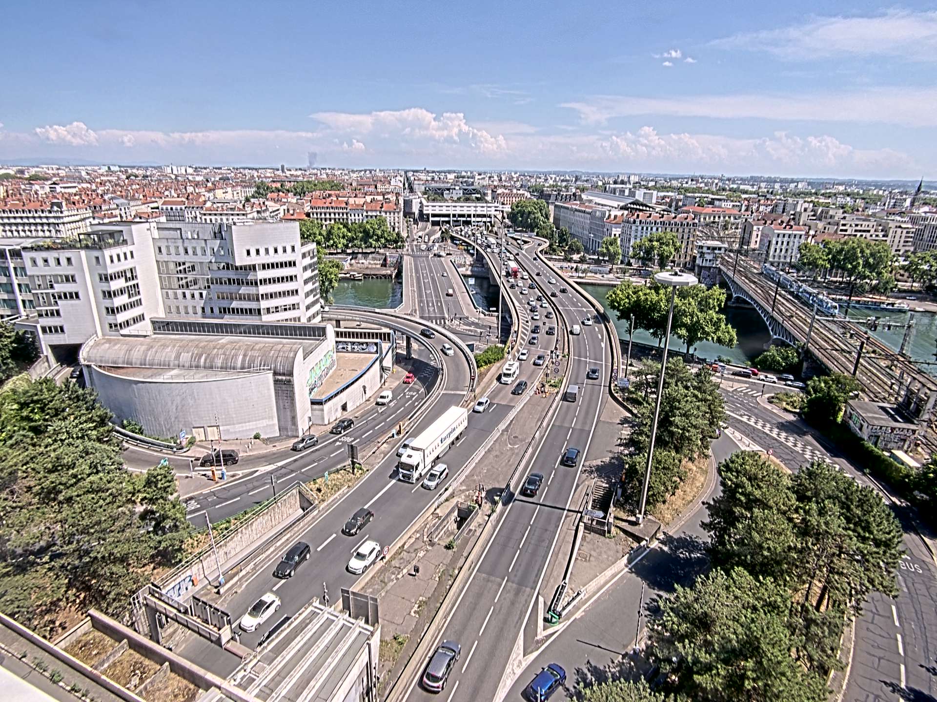 Caméra autoroute à Lyon Perrache à l'entrée Sud du Tunnel sous Fourvière, en direction de Marseille