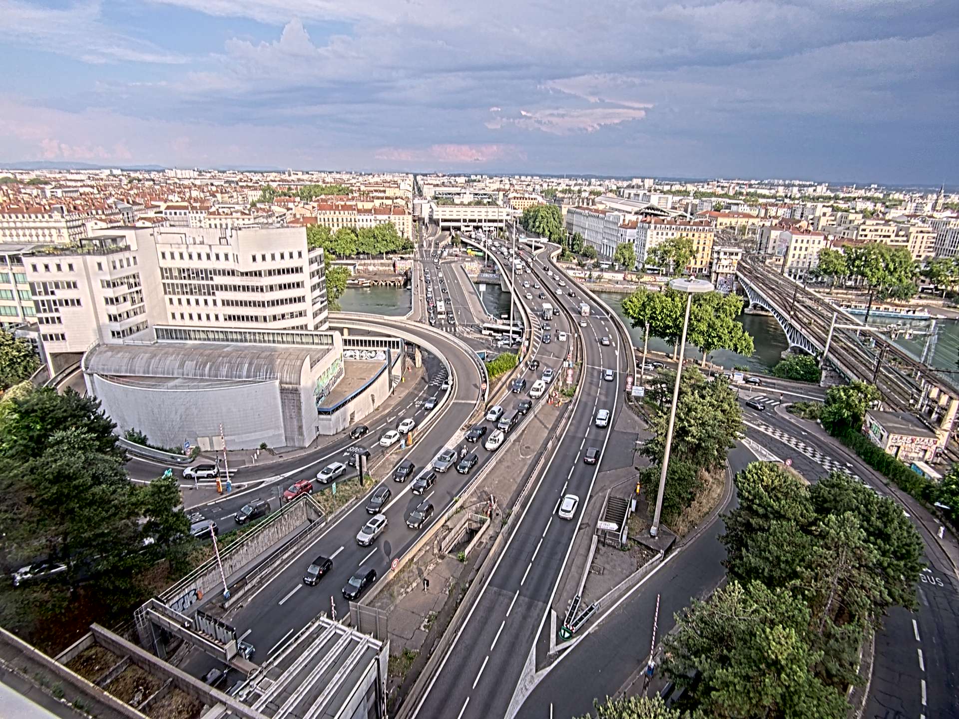 Caméra autoroute à Lyon Perrache à l'entrée Sud du Tunnel sous Fourvière, en direction de Marseille