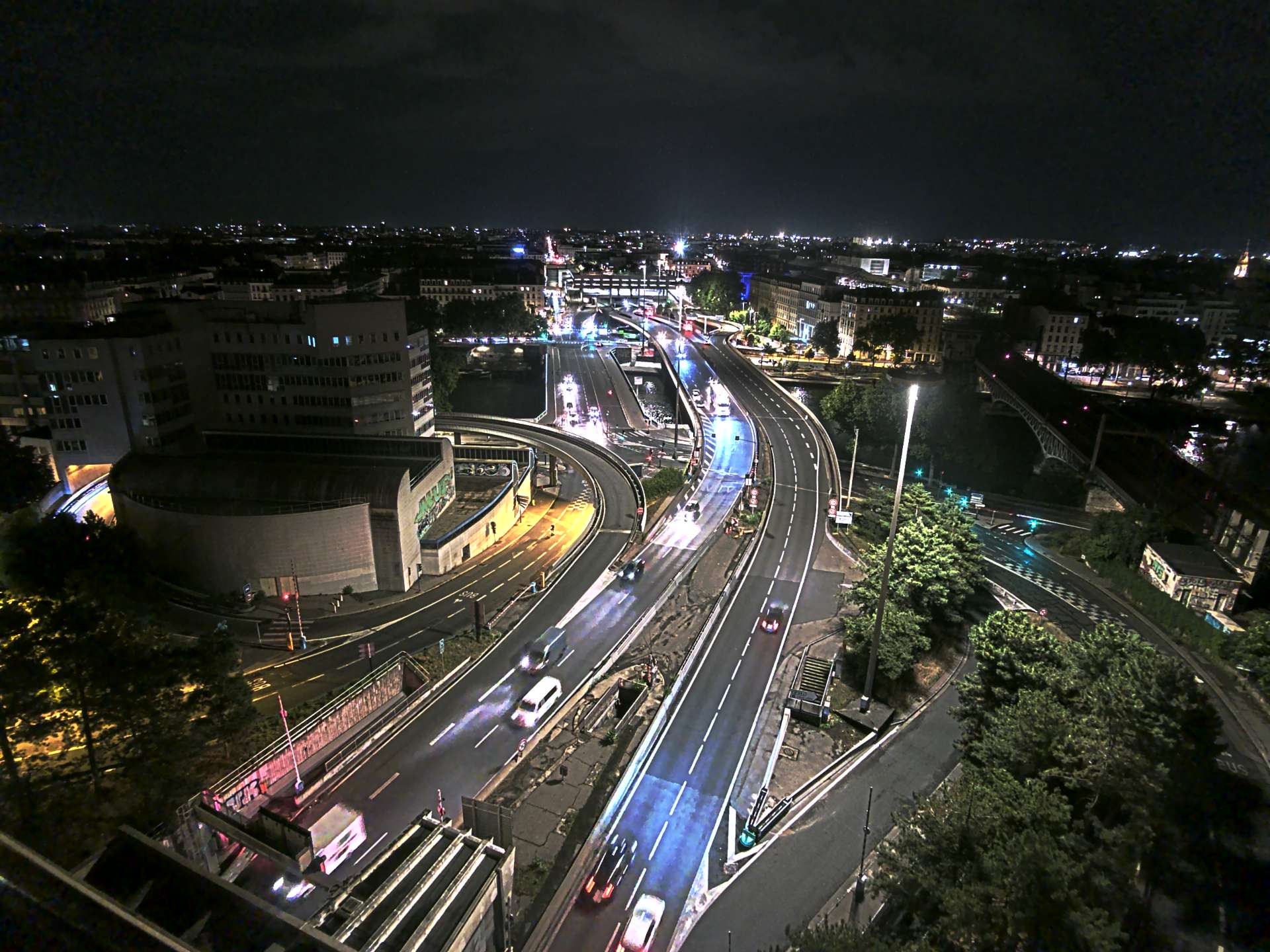 Caméra autoroute à Lyon Perrache à l'entrée Sud du Tunnel sous Fourvière, en direction de Marseille