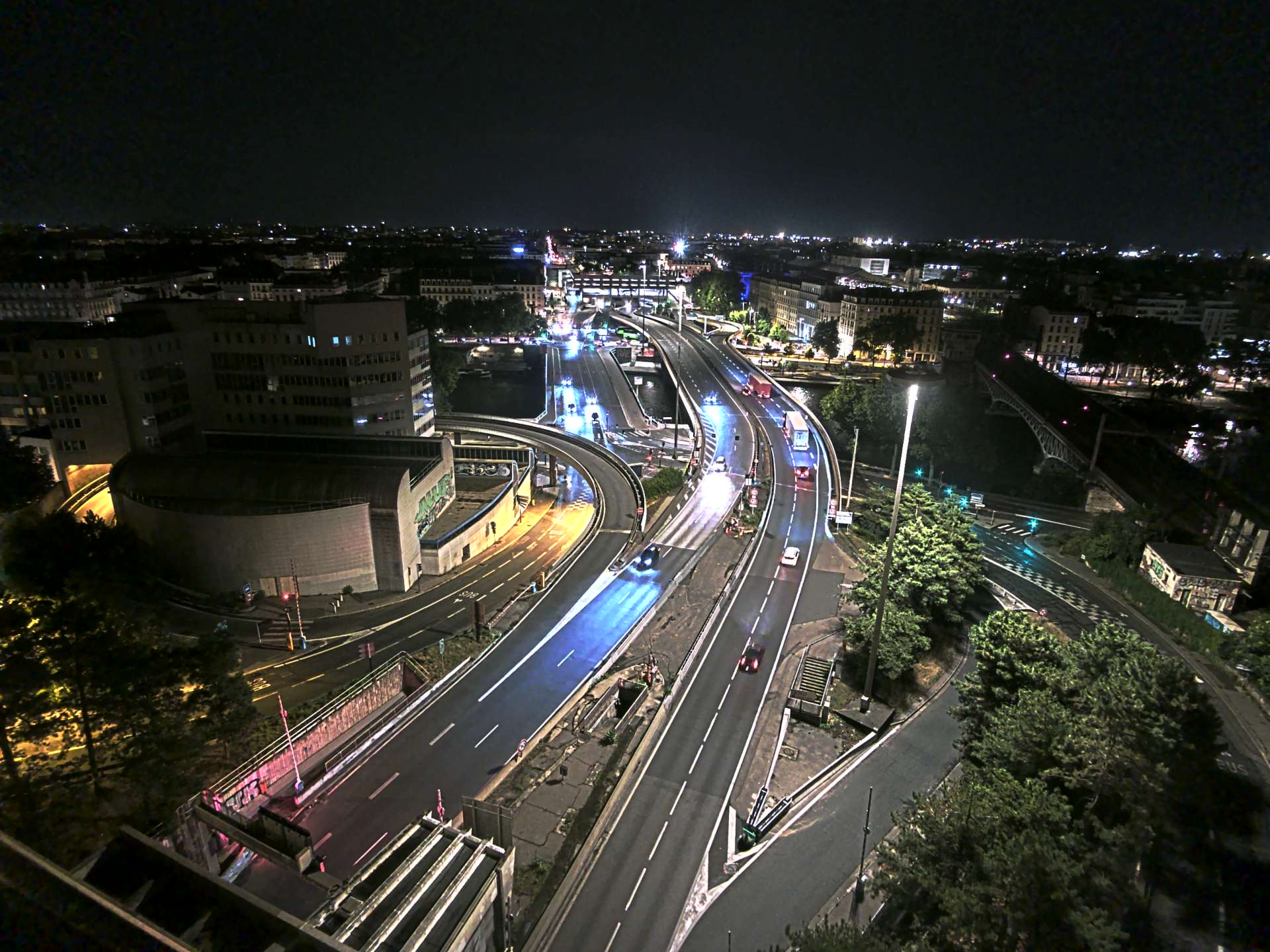 Caméra autoroute à Lyon Perrache à l'entrée Sud du Tunnel sous Fourvière, en direction de Marseille