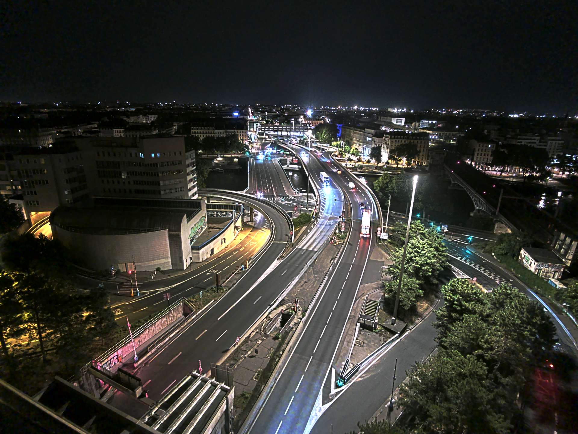 Caméra autoroute à Lyon Perrache à l'entrée Sud du Tunnel sous Fourvière, en direction de Marseille