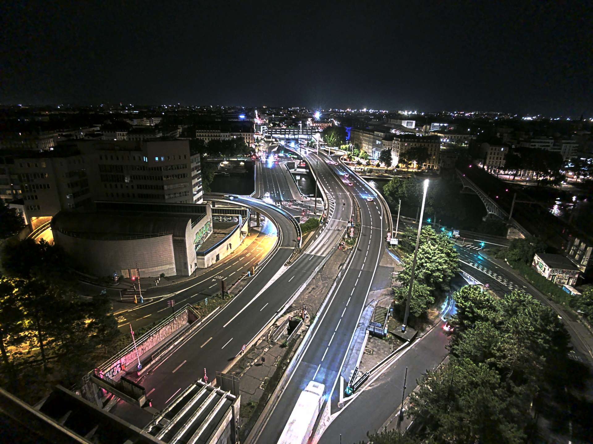 Caméra autoroute à Lyon Perrache à l'entrée Sud du Tunnel sous Fourvière, en direction de Marseille