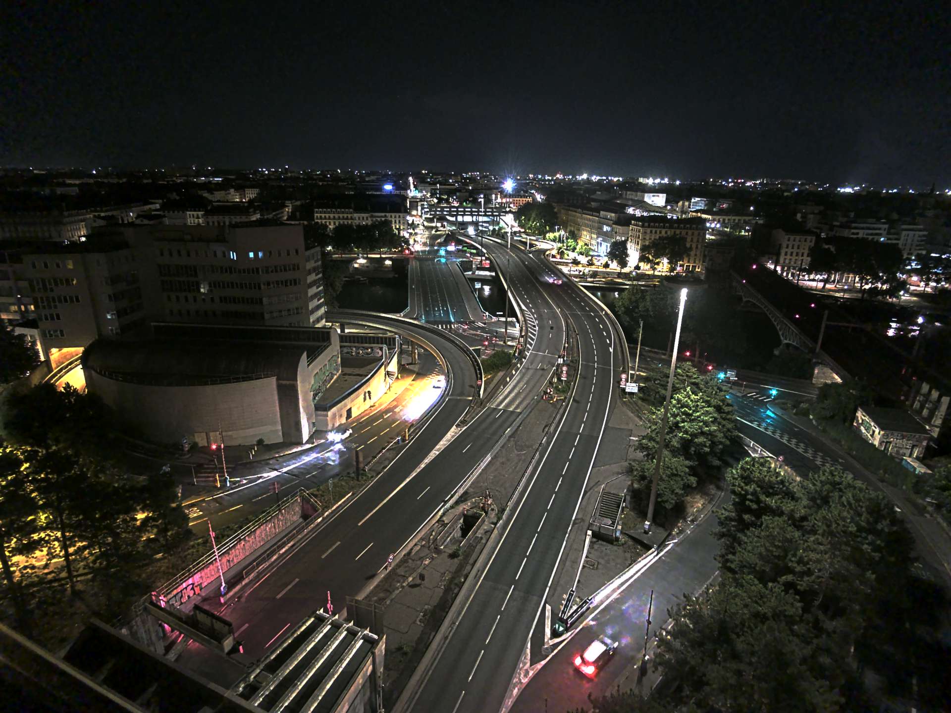 Caméra autoroute à Lyon Perrache à l'entrée Sud du Tunnel sous Fourvière, en direction de Marseille