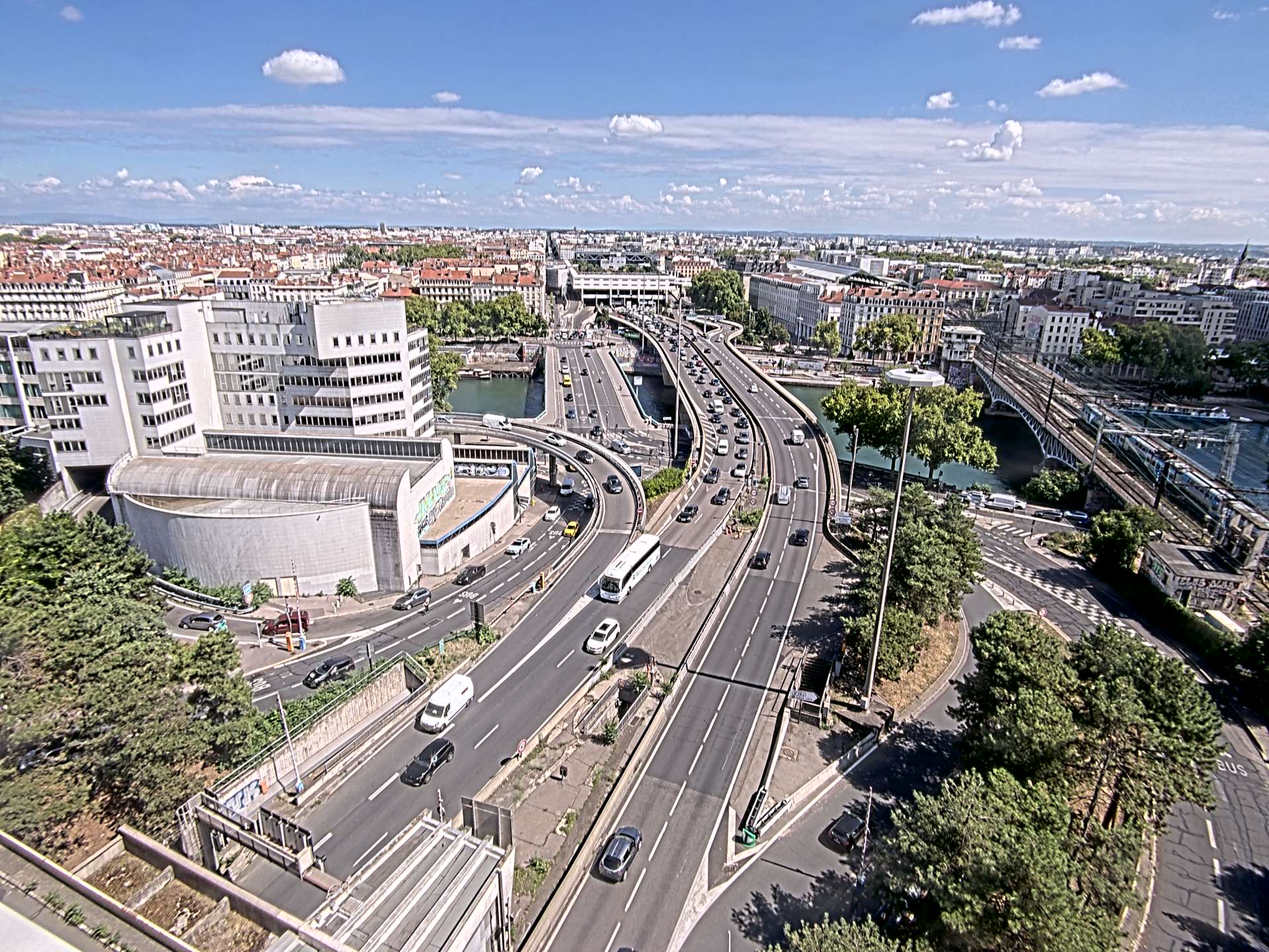 Caméra autoroute à Lyon Perrache à l'entrée Sud du Tunnel sous Fourvière, en direction de Marseille