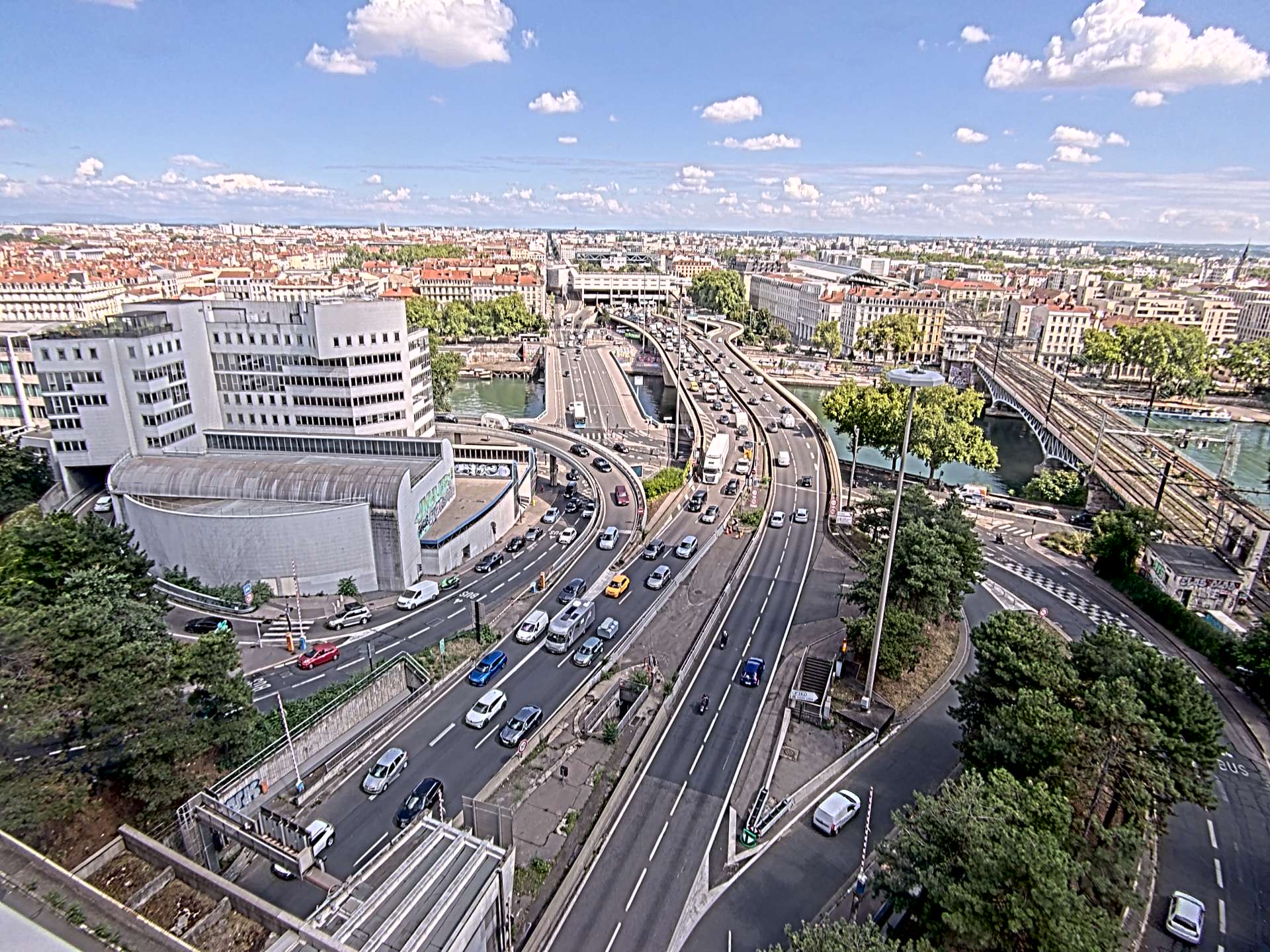 Caméra autoroute à Lyon Perrache à l'entrée Sud du Tunnel sous Fourvière, en direction de Marseille
