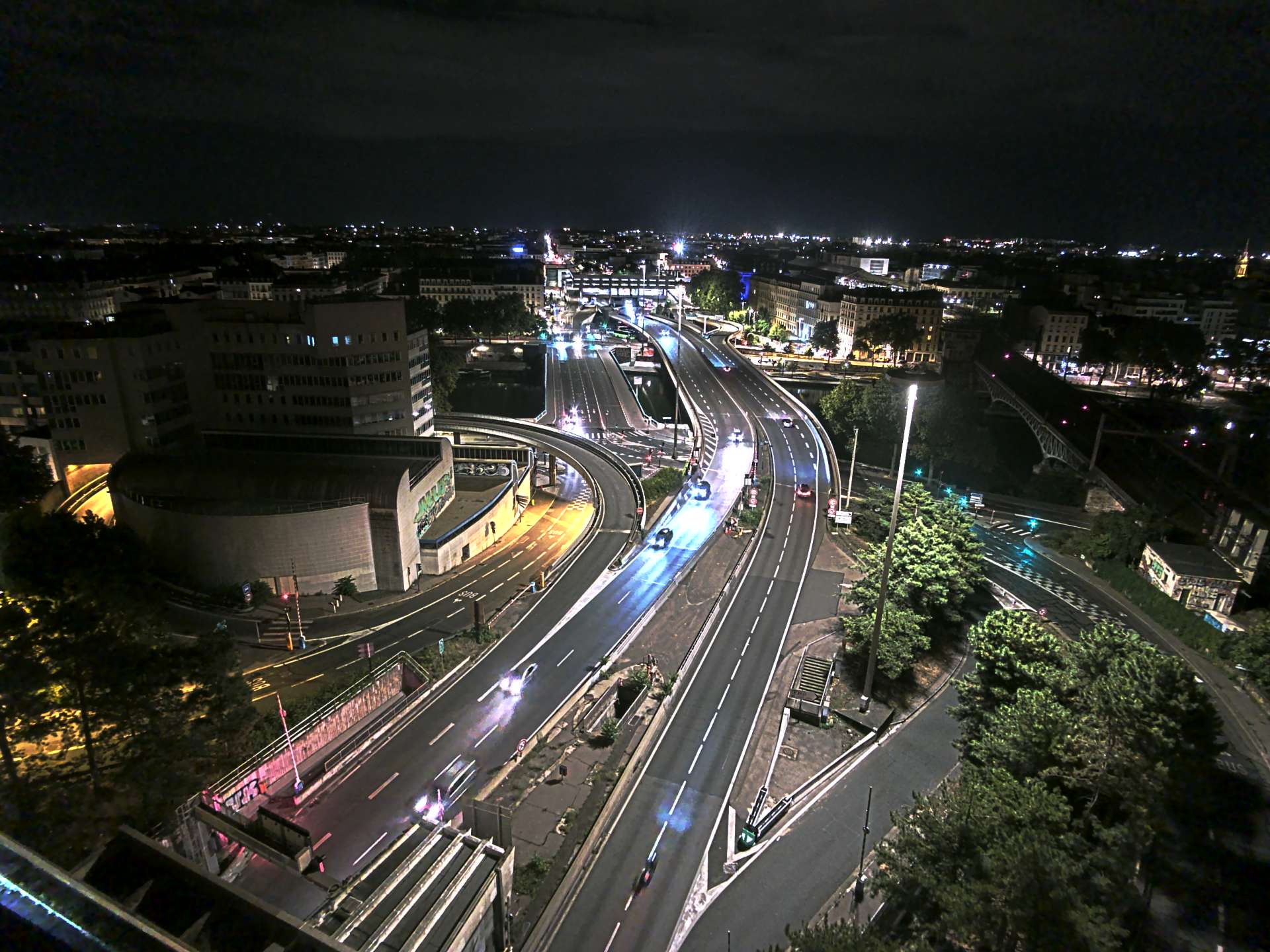 Caméra autoroute à Lyon Perrache à l'entrée Sud du Tunnel sous Fourvière, en direction de Marseille