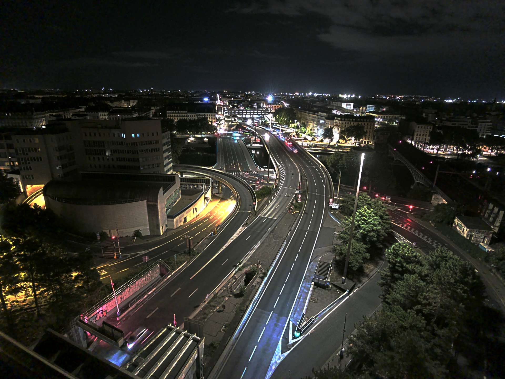 Caméra autoroute à Lyon Perrache à l'entrée Sud du Tunnel sous Fourvière, en direction de Marseille