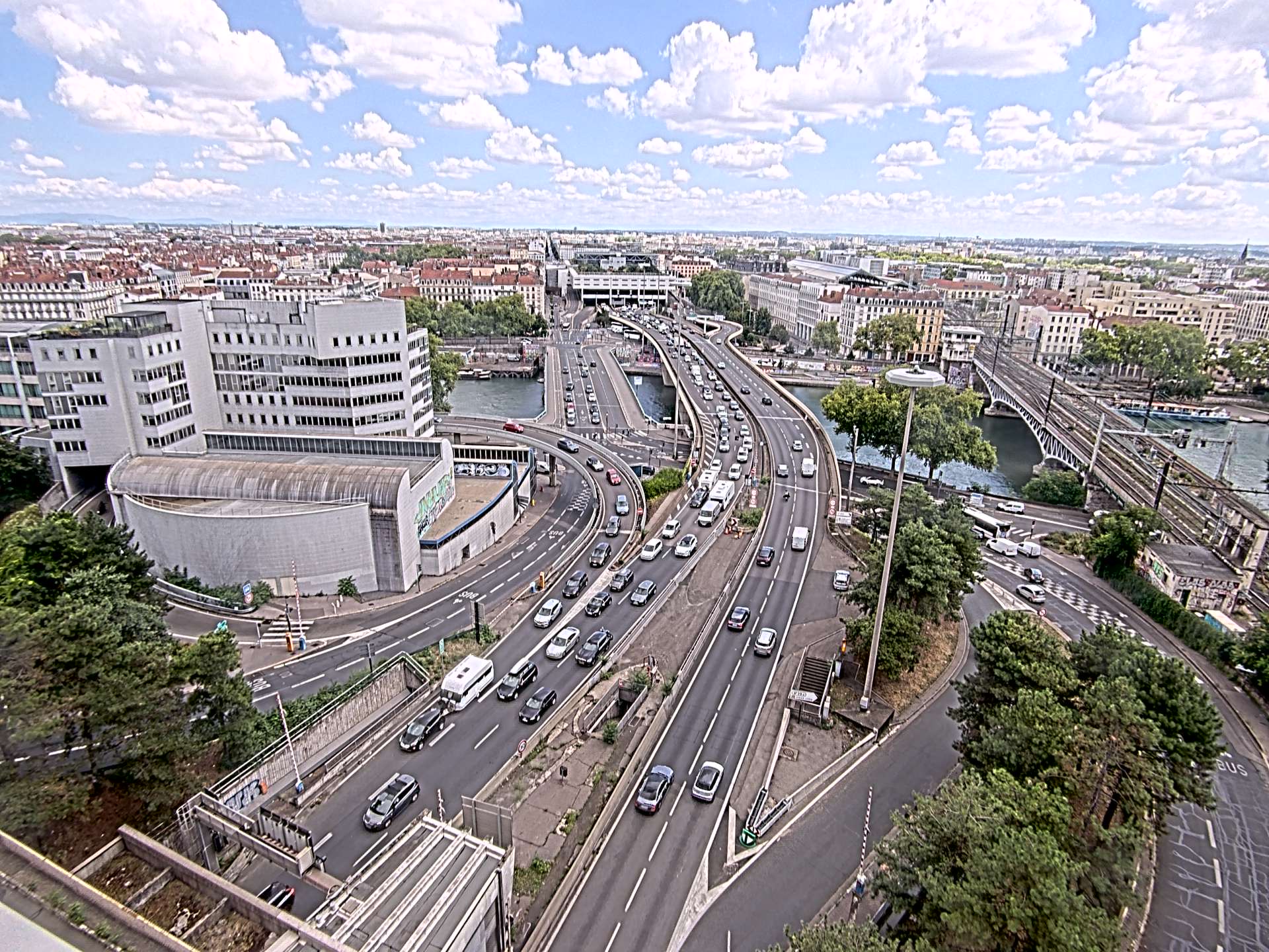 Caméra autoroute à Lyon Perrache à l'entrée Sud du Tunnel sous Fourvière, en direction de Marseille