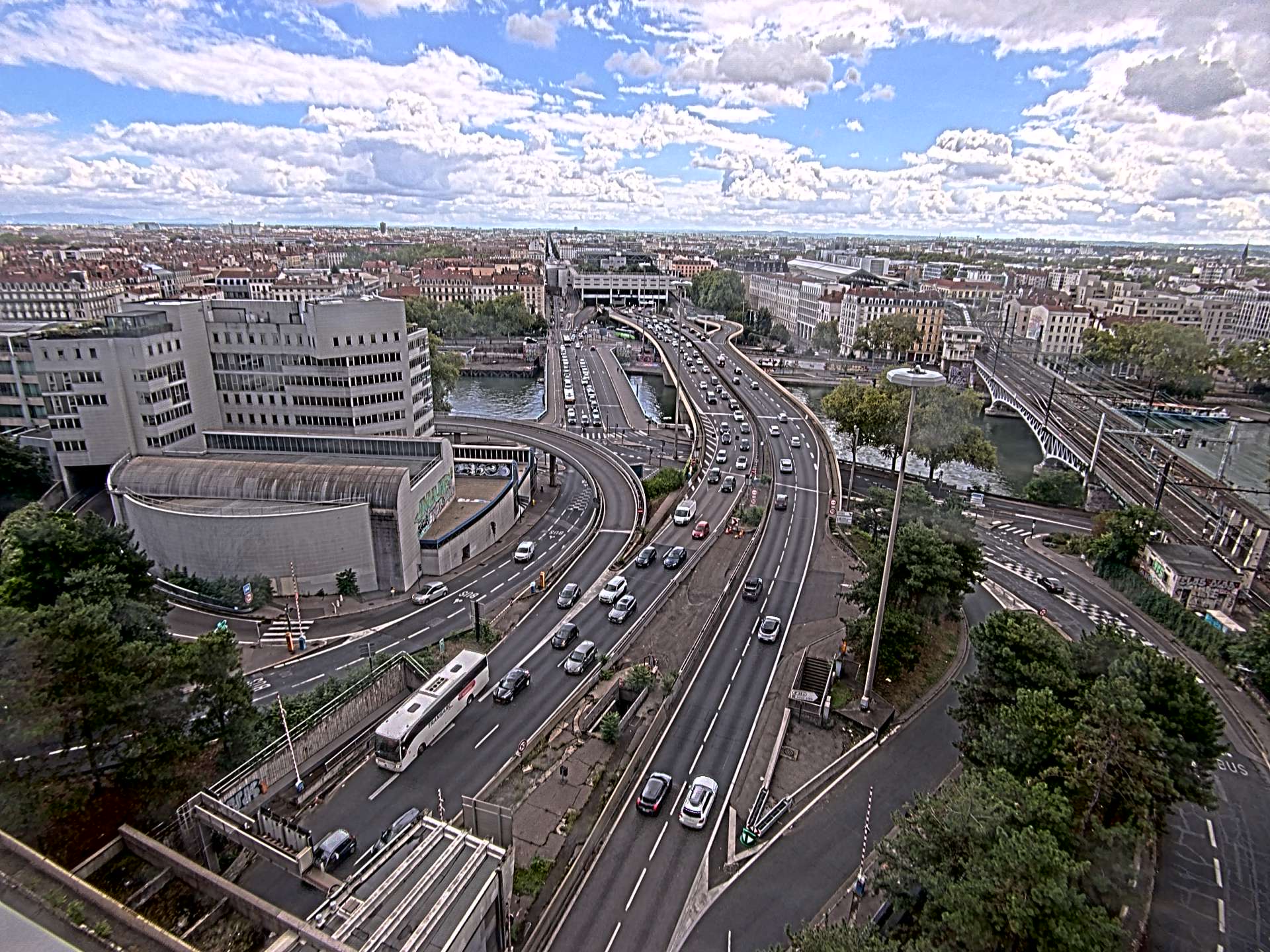 Caméra autoroute à Lyon Perrache à l'entrée Sud du Tunnel sous Fourvière, en direction de Marseille
