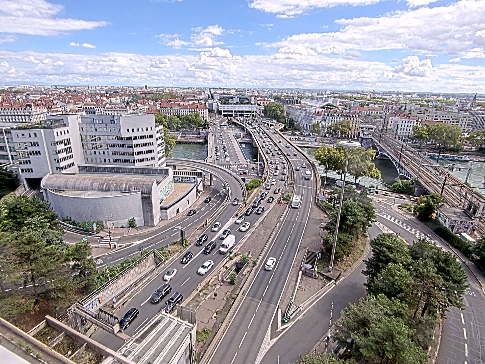 Caméra autoroute à Lyon Perrache à l'entrée Sud du Tunnel sous Fourvière, en direction de Marseille