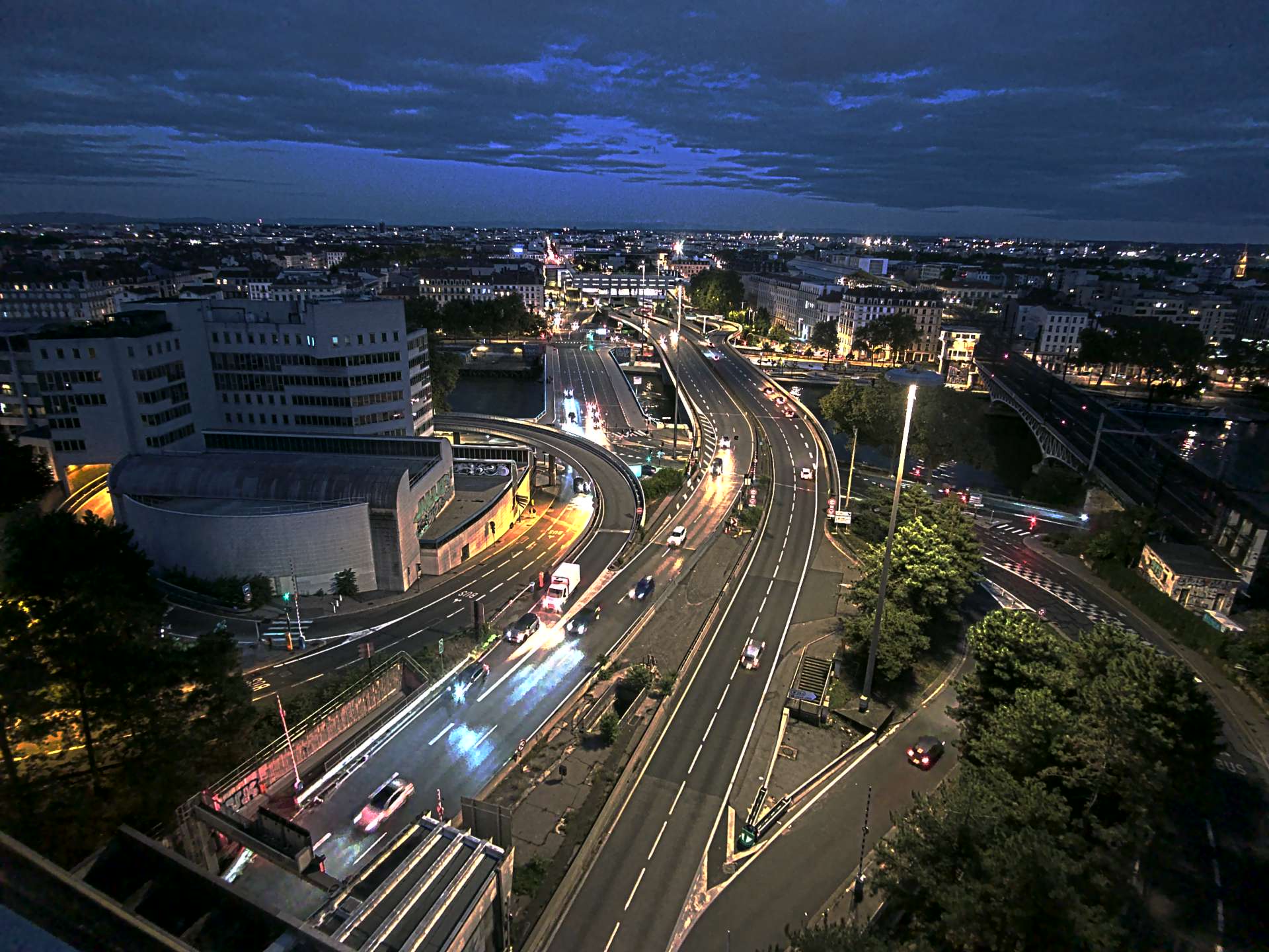 Caméra autoroute à Lyon Perrache à l'entrée Sud du Tunnel sous Fourvière, en direction de Marseille