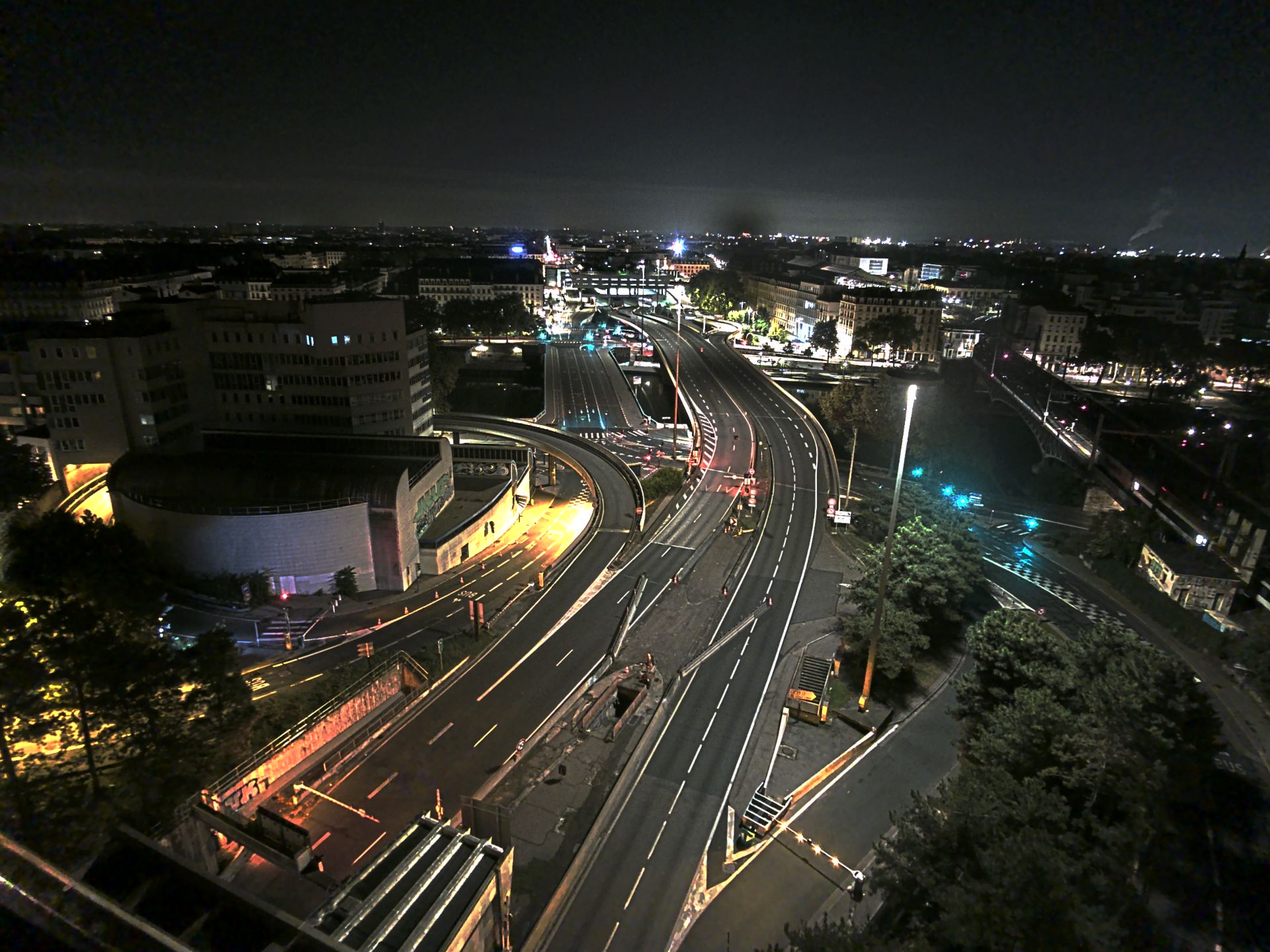 Caméra autoroute à Lyon Perrache à l'entrée Sud du Tunnel sous Fourvière, en direction de Marseille