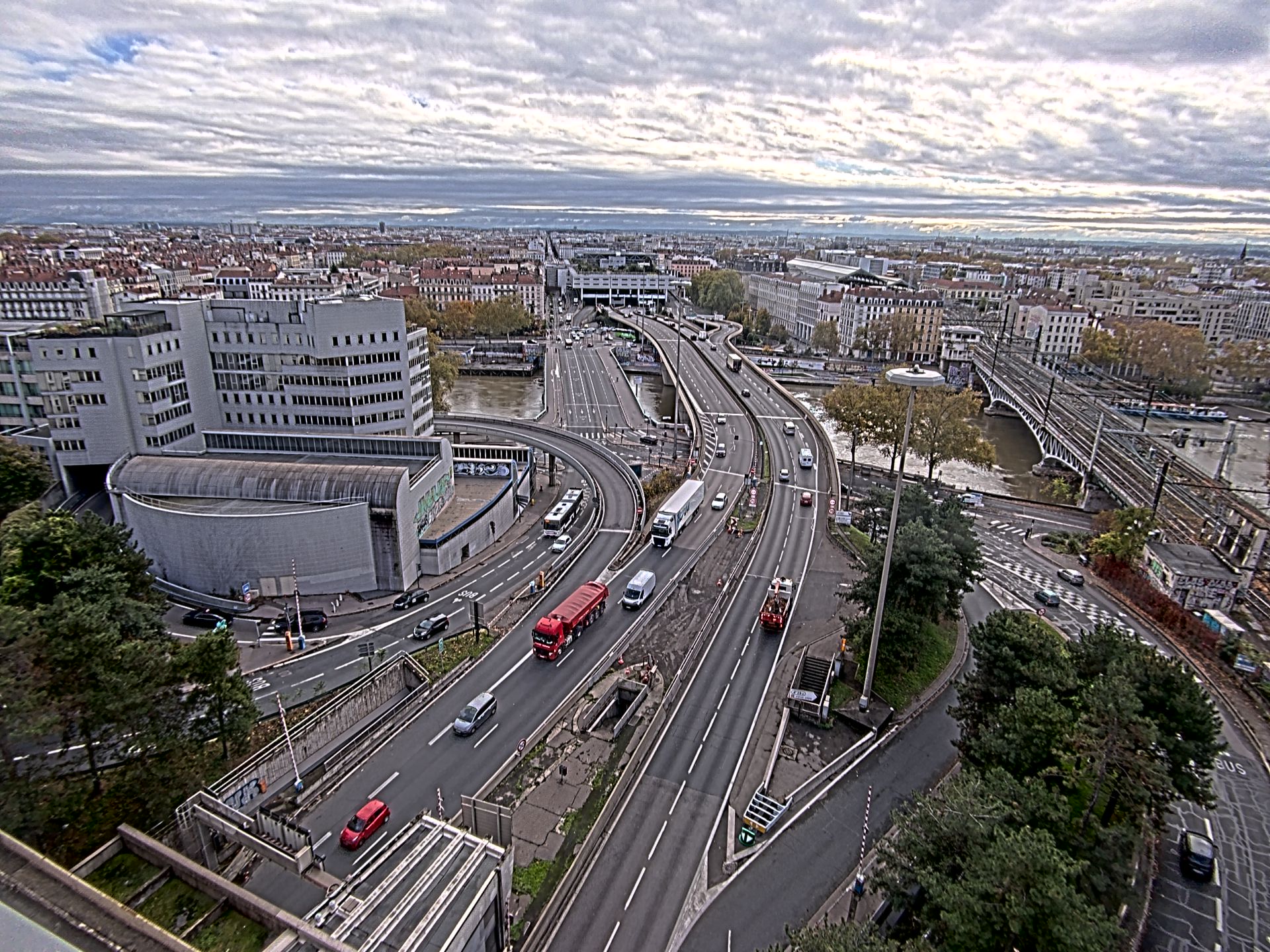 Caméra autoroute à Lyon Perrache à l'entrée Sud du Tunnel sous Fourvière, en direction de Marseille
