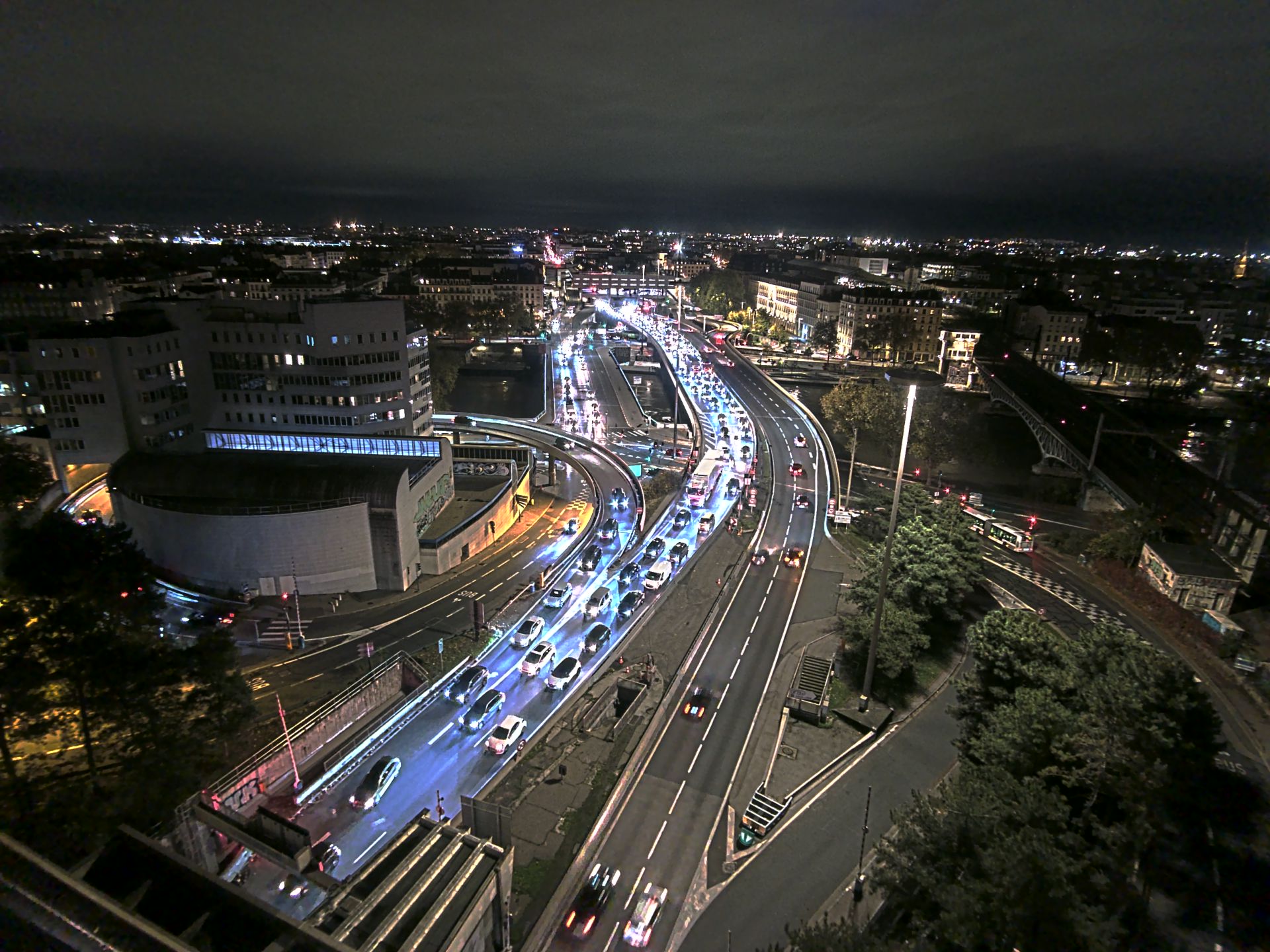 Caméra autoroute à Lyon Perrache à l'entrée Sud du Tunnel sous Fourvière, en direction de Marseille