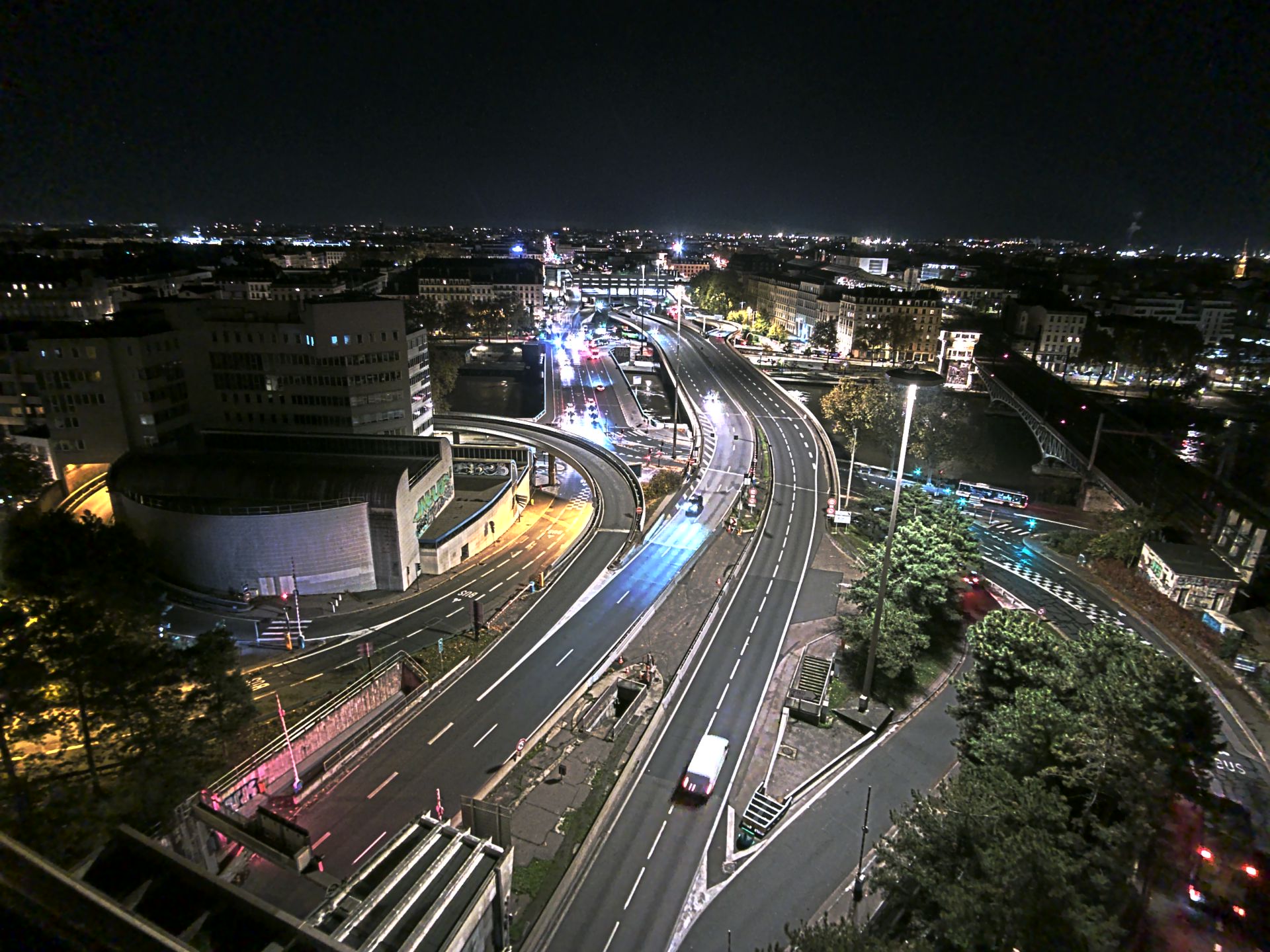 Caméra autoroute à Lyon Perrache à l'entrée Sud du Tunnel sous Fourvière, en direction de Marseille