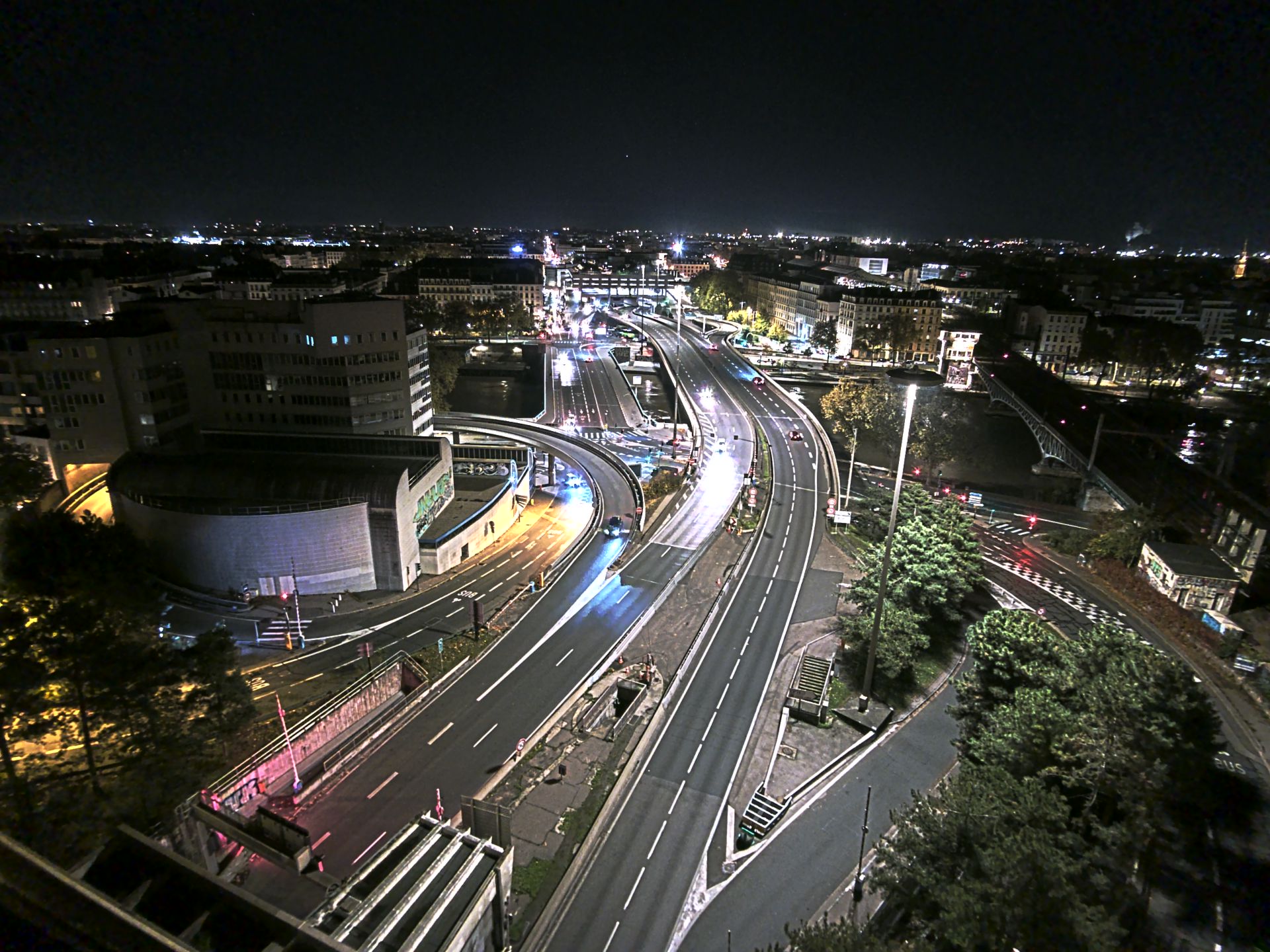 Caméra autoroute à Lyon Perrache à l'entrée Sud du Tunnel sous Fourvière, en direction de Marseille