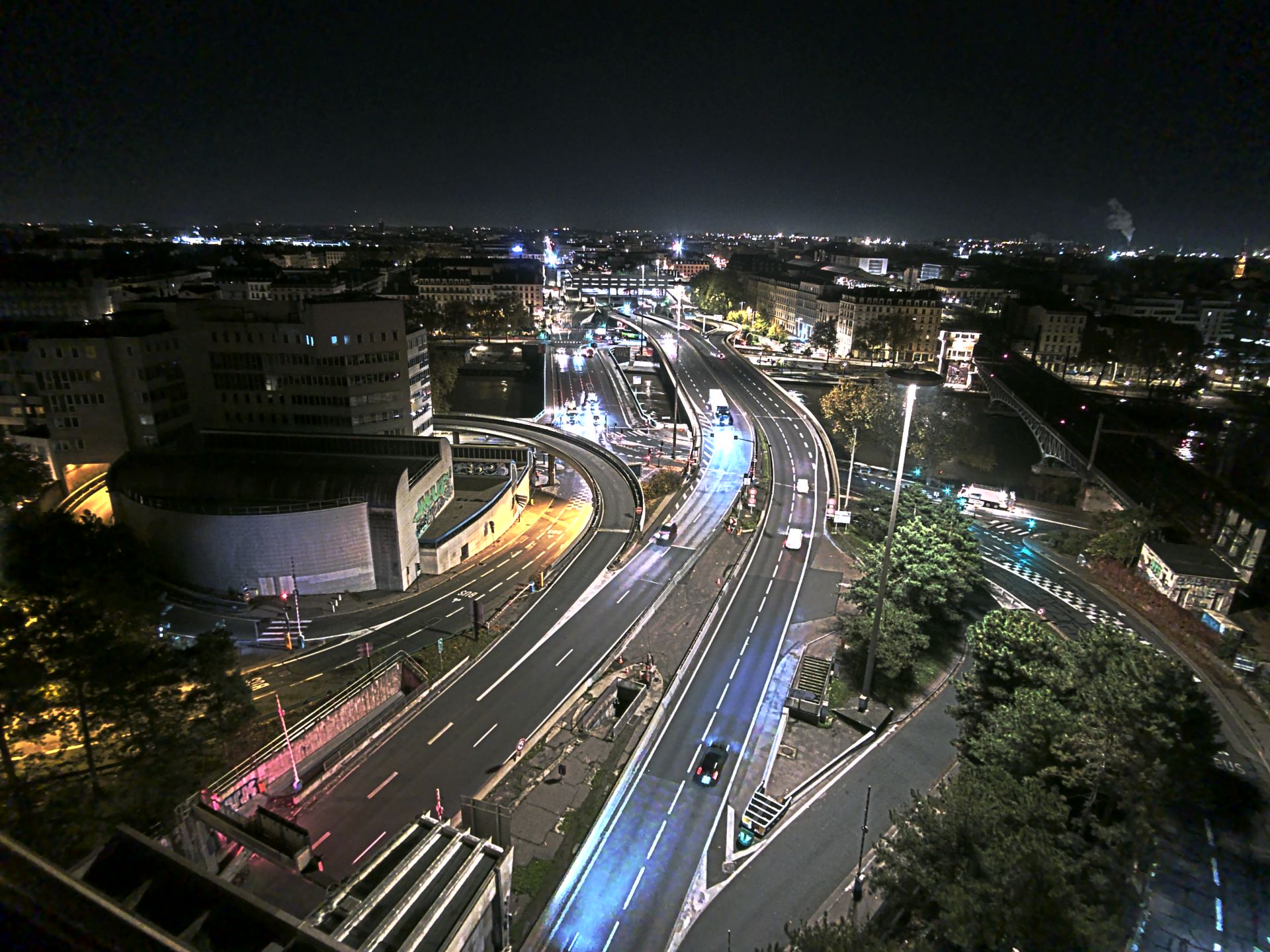 Caméra autoroute à Lyon Perrache à l'entrée Sud du Tunnel sous Fourvière, en direction de Marseille