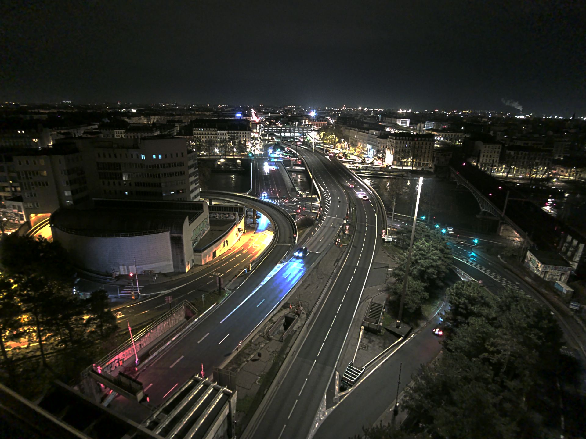 Caméra autoroute à Lyon Perrache à l'entrée Sud du Tunnel sous Fourvière, en direction de Marseille