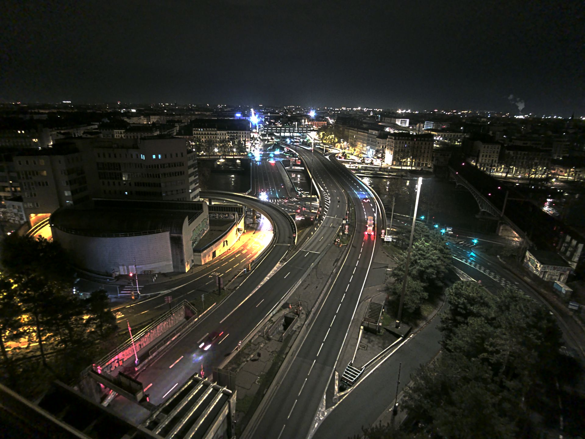 Caméra autoroute à Lyon Perrache à l'entrée Sud du Tunnel sous Fourvière, en direction de Marseille
