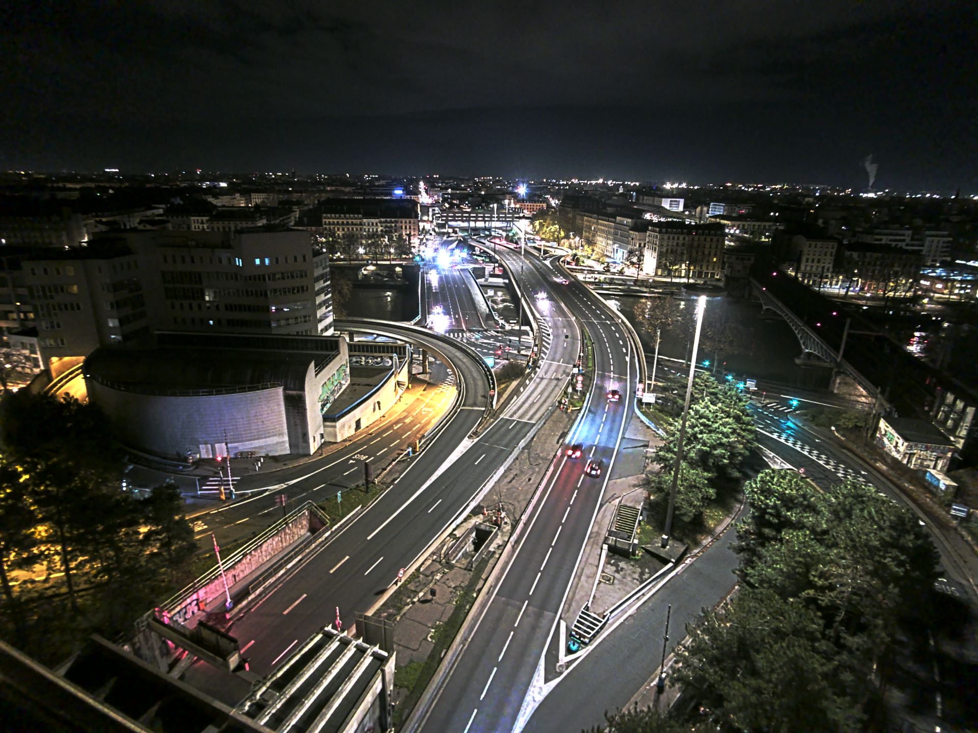 Caméra autoroute à Lyon Perrache à l'entrée Sud du Tunnel sous Fourvière, en direction de Marseille