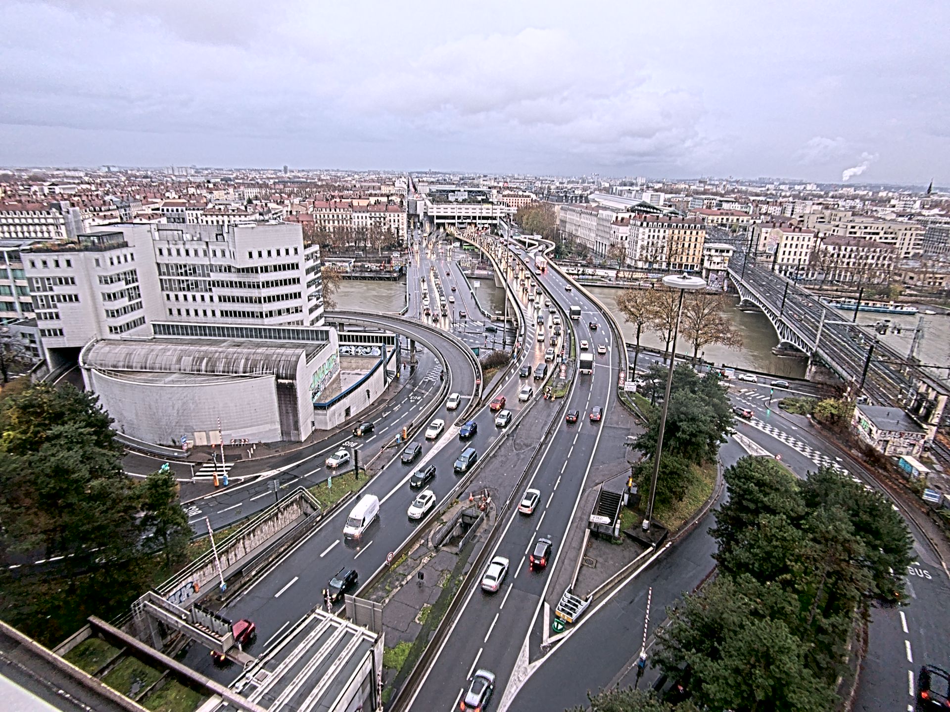 Caméra autoroute à Lyon Perrache à l'entrée Sud du Tunnel sous Fourvière, en direction de Marseille