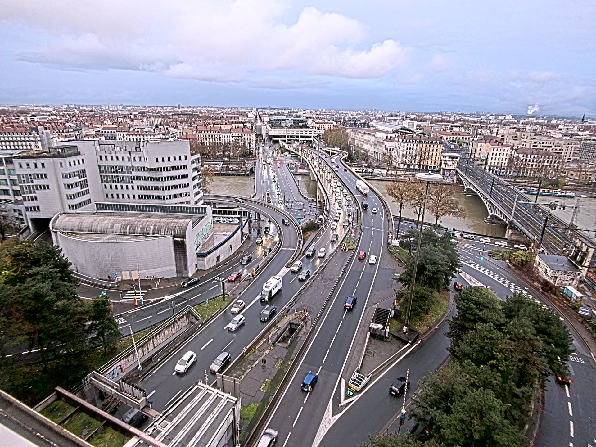 Caméra autoroute à Lyon Perrache à l'entrée Sud du Tunnel sous Fourvière, en direction de Marseille