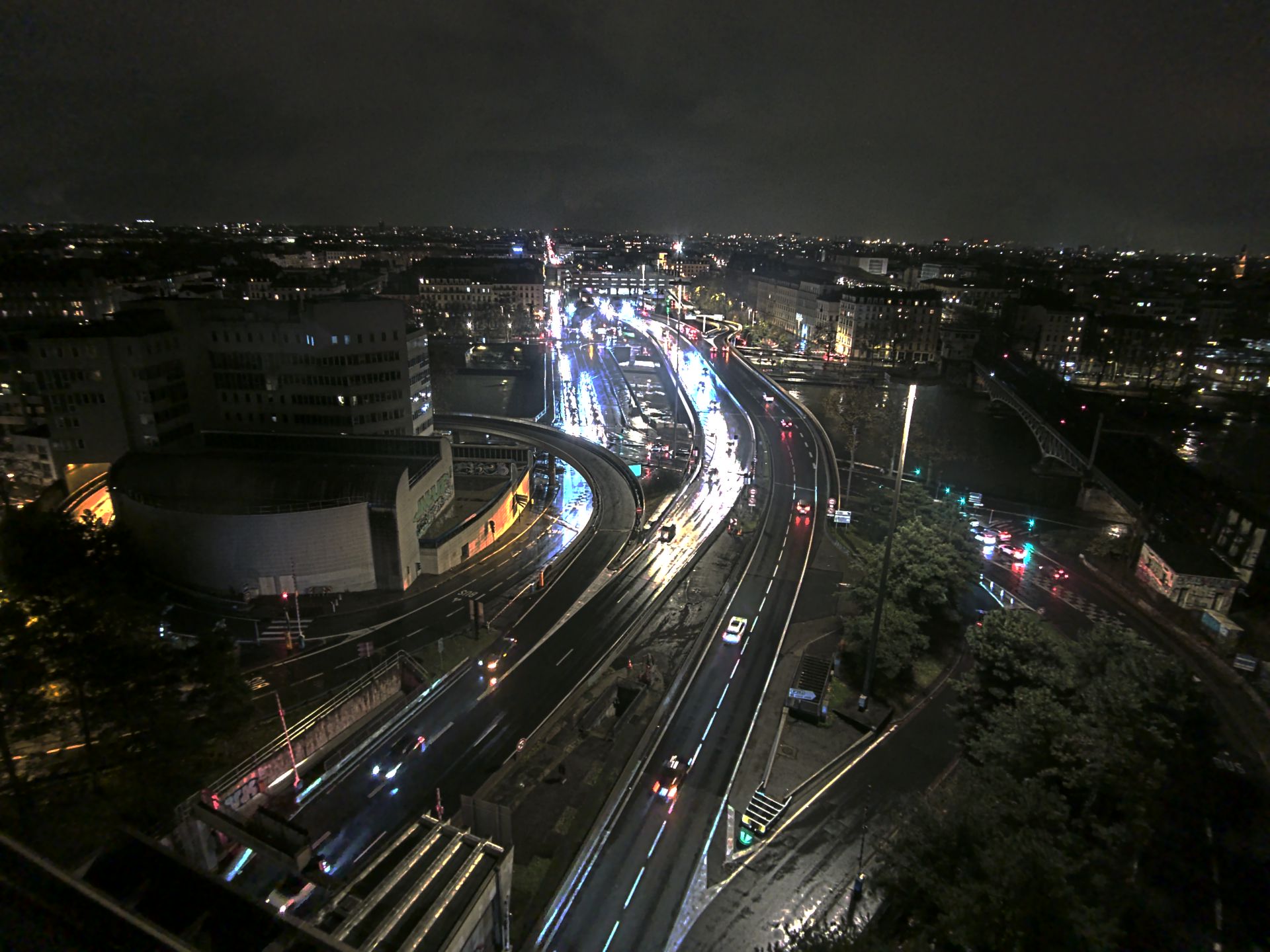 Caméra autoroute à Lyon Perrache à l'entrée Sud du Tunnel sous Fourvière, en direction de Marseille