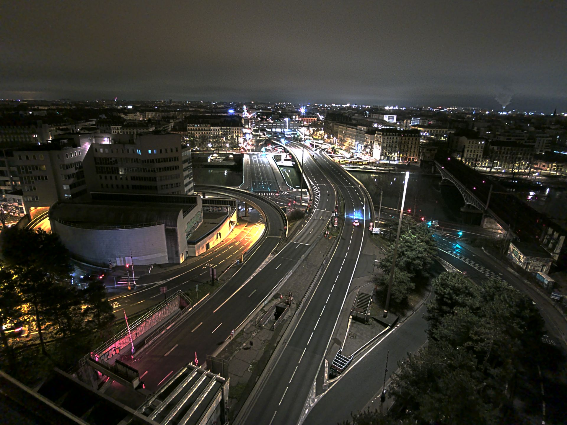 Caméra autoroute à Lyon Perrache à l'entrée Sud du Tunnel sous Fourvière, en direction de Marseille