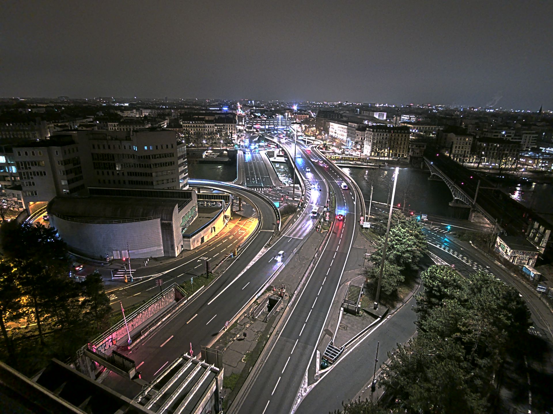 Caméra autoroute à Lyon Perrache à l'entrée Sud du Tunnel sous Fourvière, en direction de Marseille