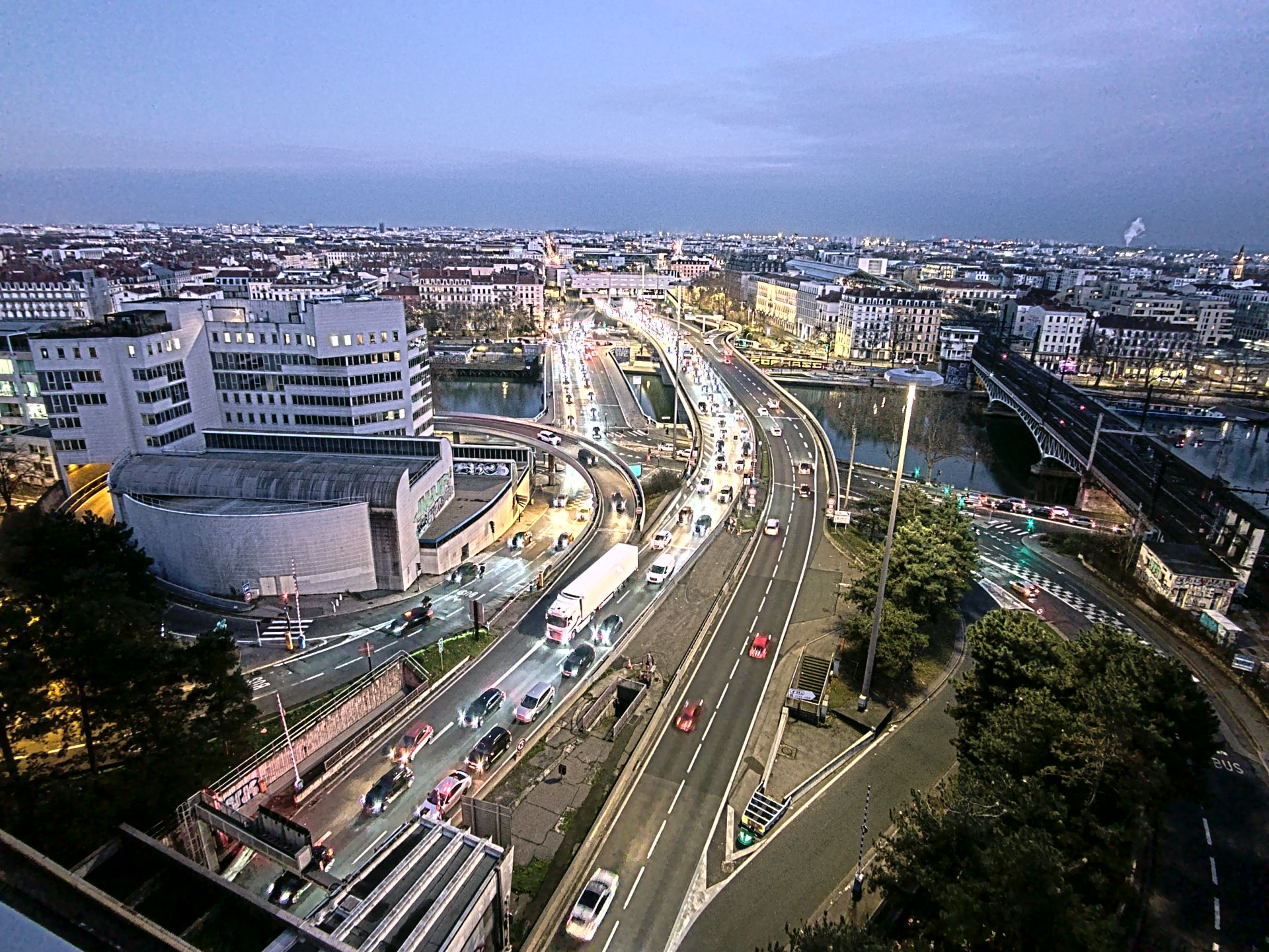 Caméra autoroute à Lyon Perrache à l'entrée Sud du Tunnel sous Fourvière, en direction de Marseille