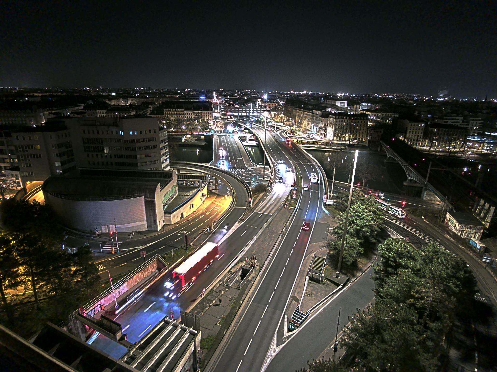 Caméra autoroute à Lyon Perrache à l'entrée Sud du Tunnel sous Fourvière, en direction de Marseille