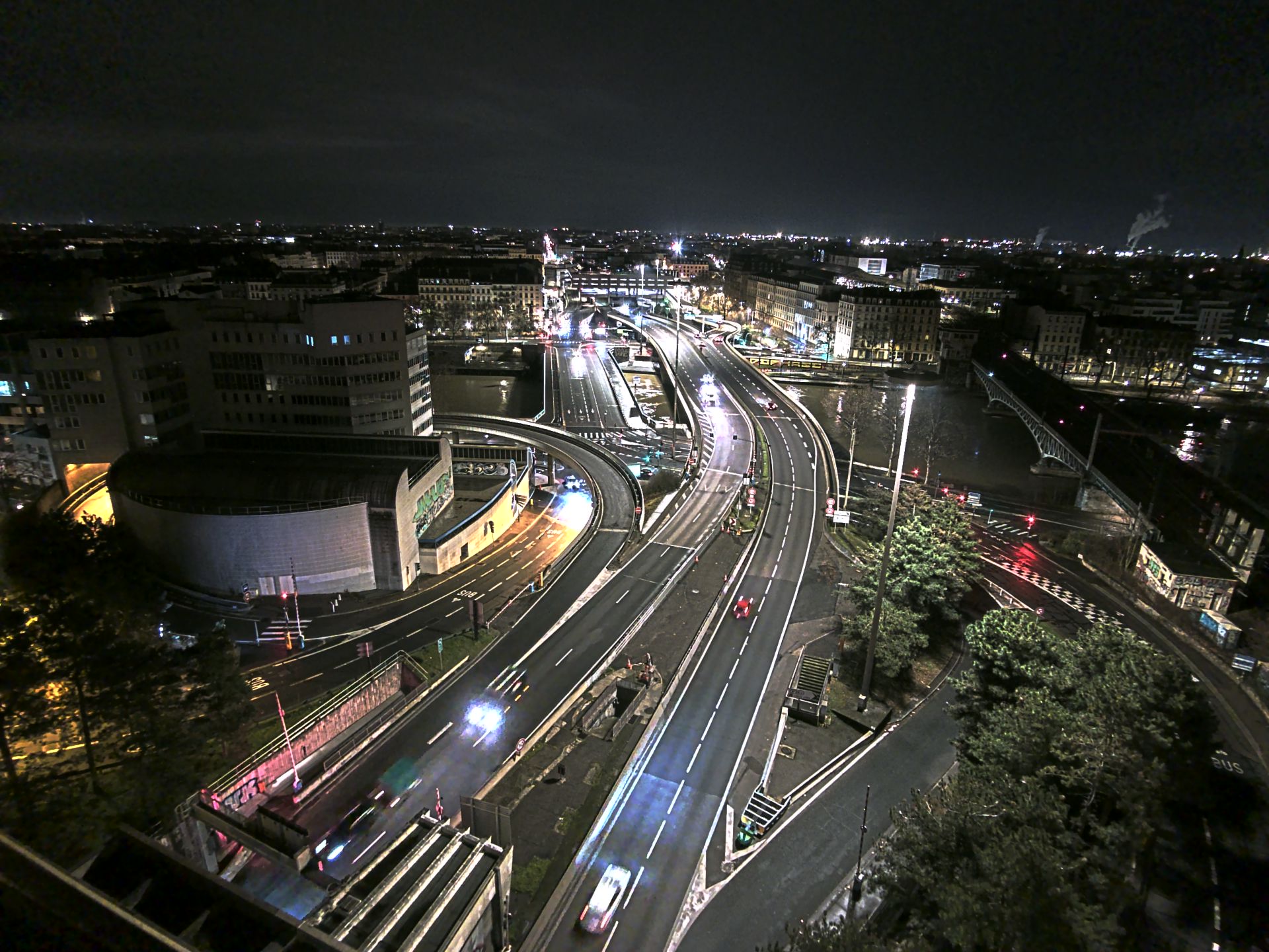 Caméra autoroute à Lyon Perrache à l'entrée Sud du Tunnel sous Fourvière, en direction de Marseille