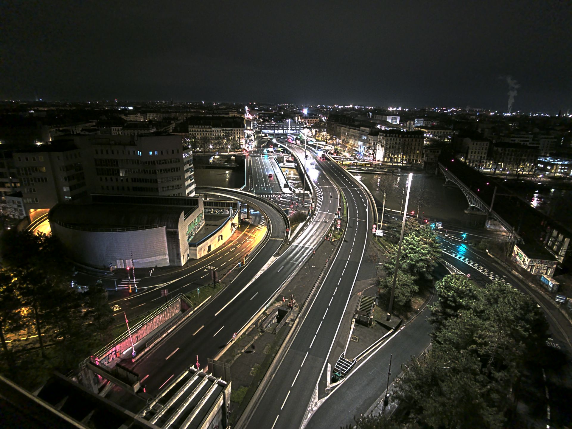 Caméra autoroute à Lyon Perrache à l'entrée Sud du Tunnel sous Fourvière, en direction de Marseille