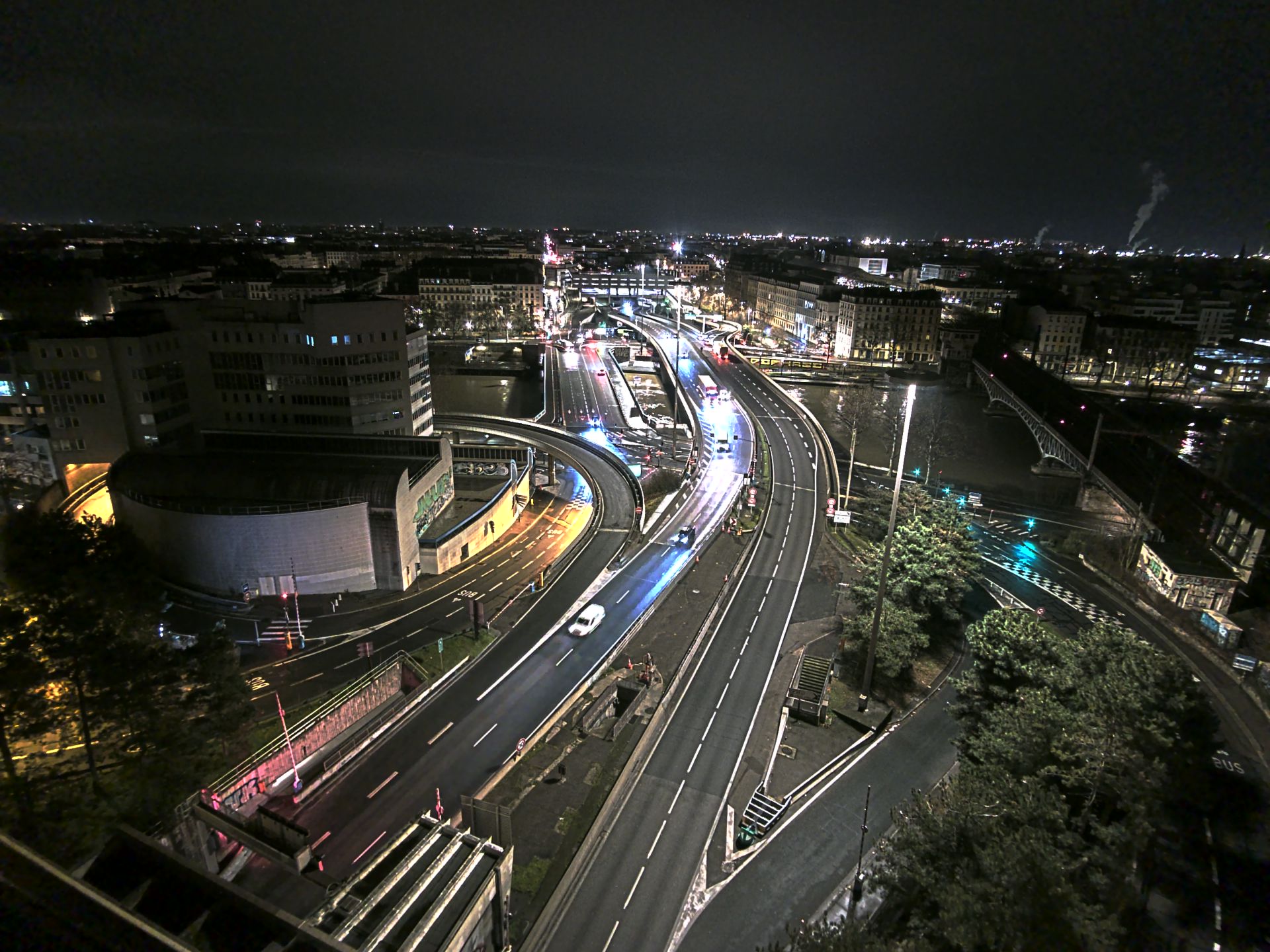 Caméra autoroute à Lyon Perrache à l'entrée Sud du Tunnel sous Fourvière, en direction de Marseille