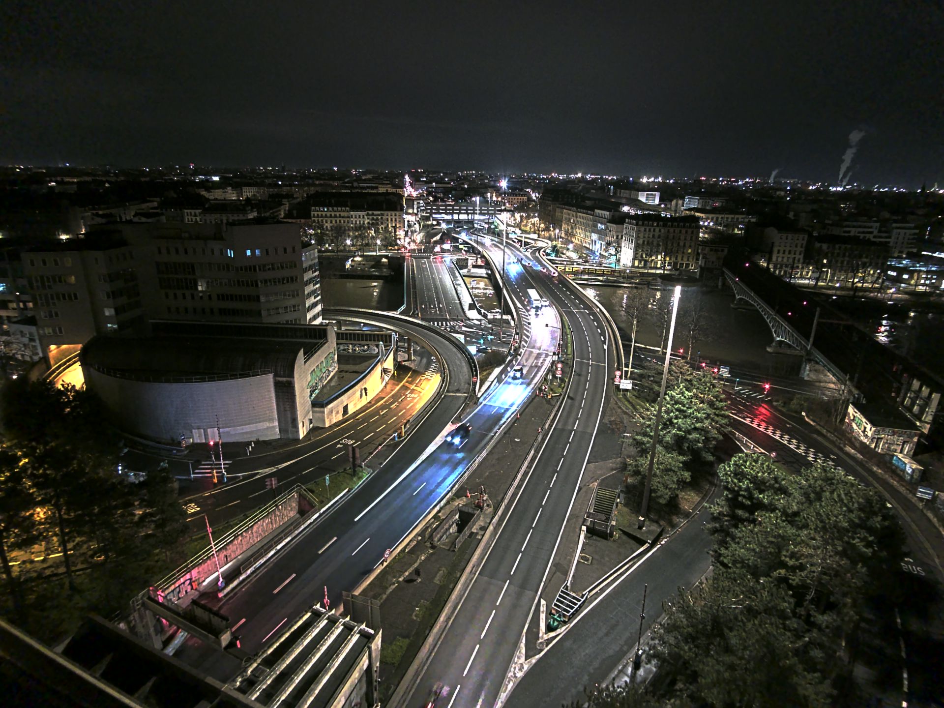Caméra autoroute à Lyon Perrache à l'entrée Sud du Tunnel sous Fourvière, en direction de Marseille
