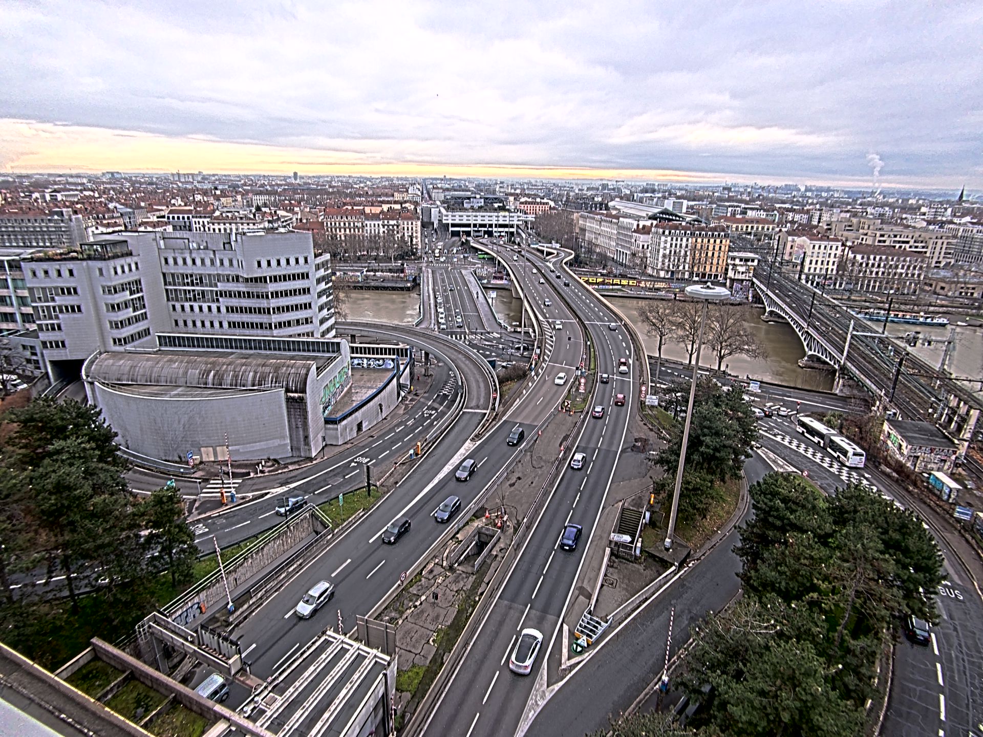 Caméra autoroute à Lyon Perrache à l'entrée Sud du Tunnel sous Fourvière, en direction de Marseille