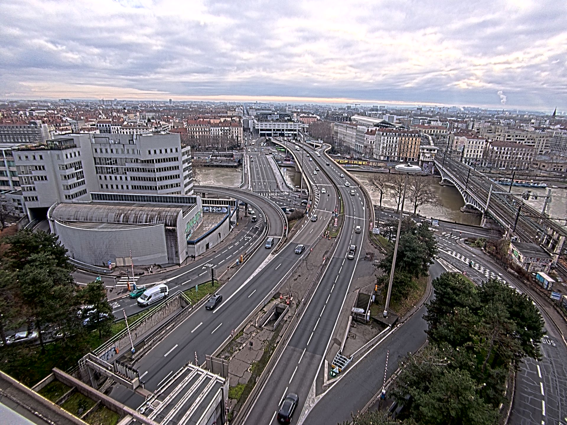 Caméra autoroute à Lyon Perrache à l'entrée Sud du Tunnel sous Fourvière, en direction de Marseille