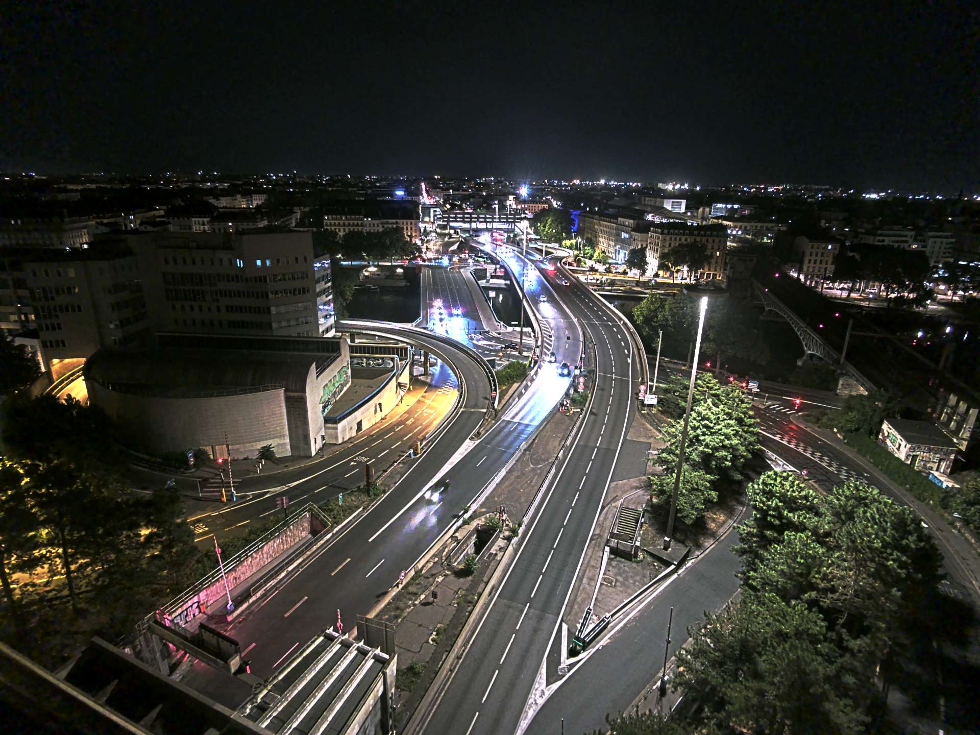 Caméra autoroute à Lyon Perrache à l'entrée Sud du Tunnel sous Fourvière, en direction de Marseille
