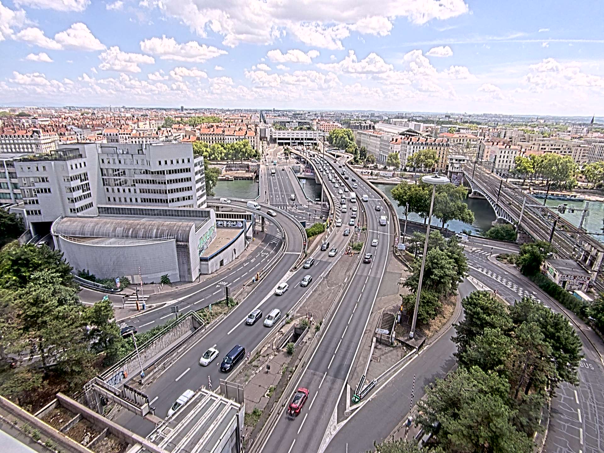 Caméra autoroute à Lyon Perrache à l'entrée Sud du Tunnel sous Fourvière, en direction de Marseille