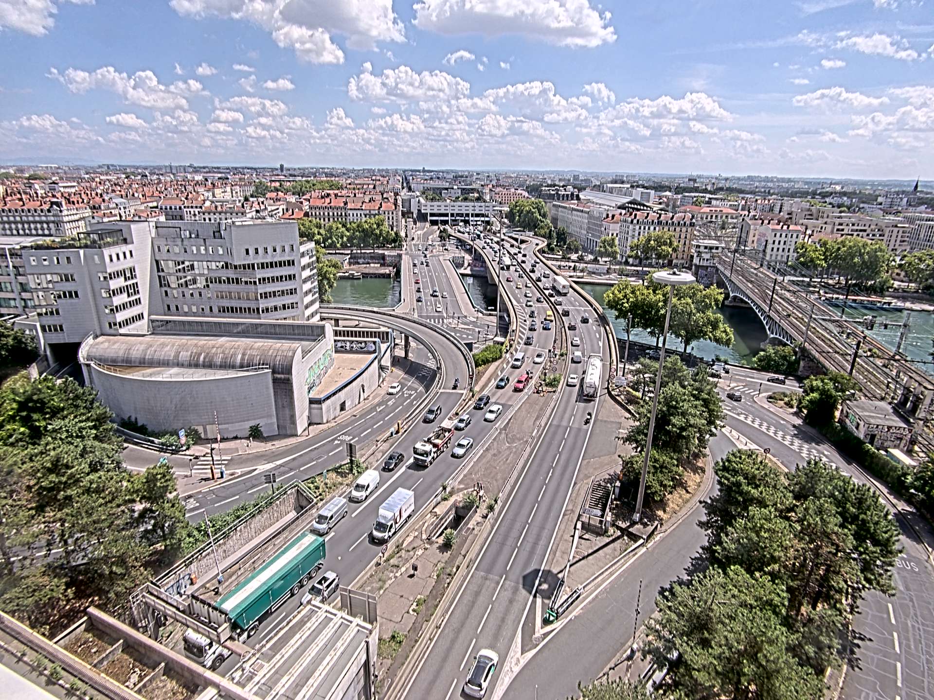 Caméra autoroute à Lyon Perrache à l'entrée Sud du Tunnel sous Fourvière, en direction de Marseille