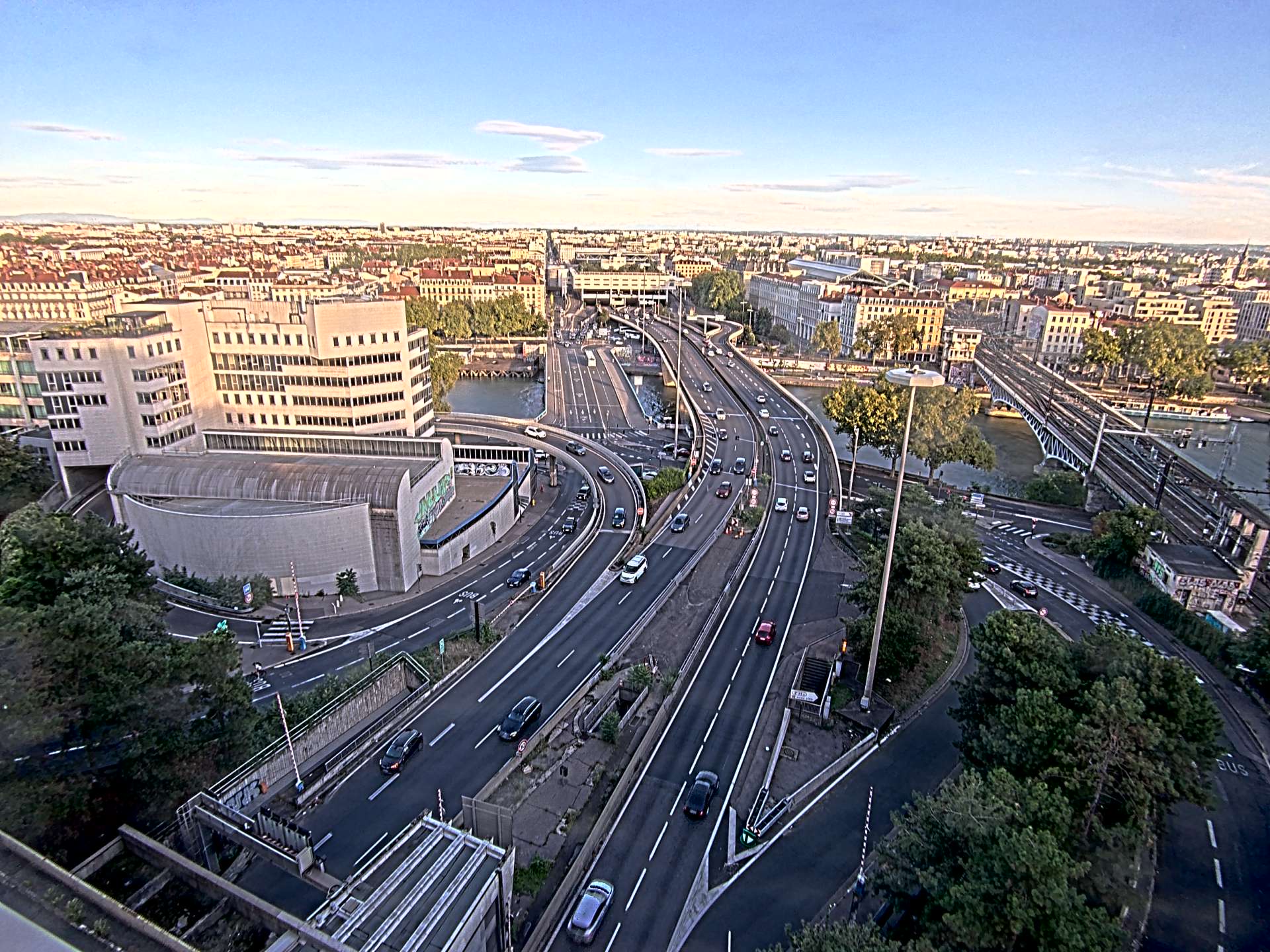 Caméra autoroute à Lyon Perrache à l'entrée Sud du Tunnel sous Fourvière, en direction de Marseille