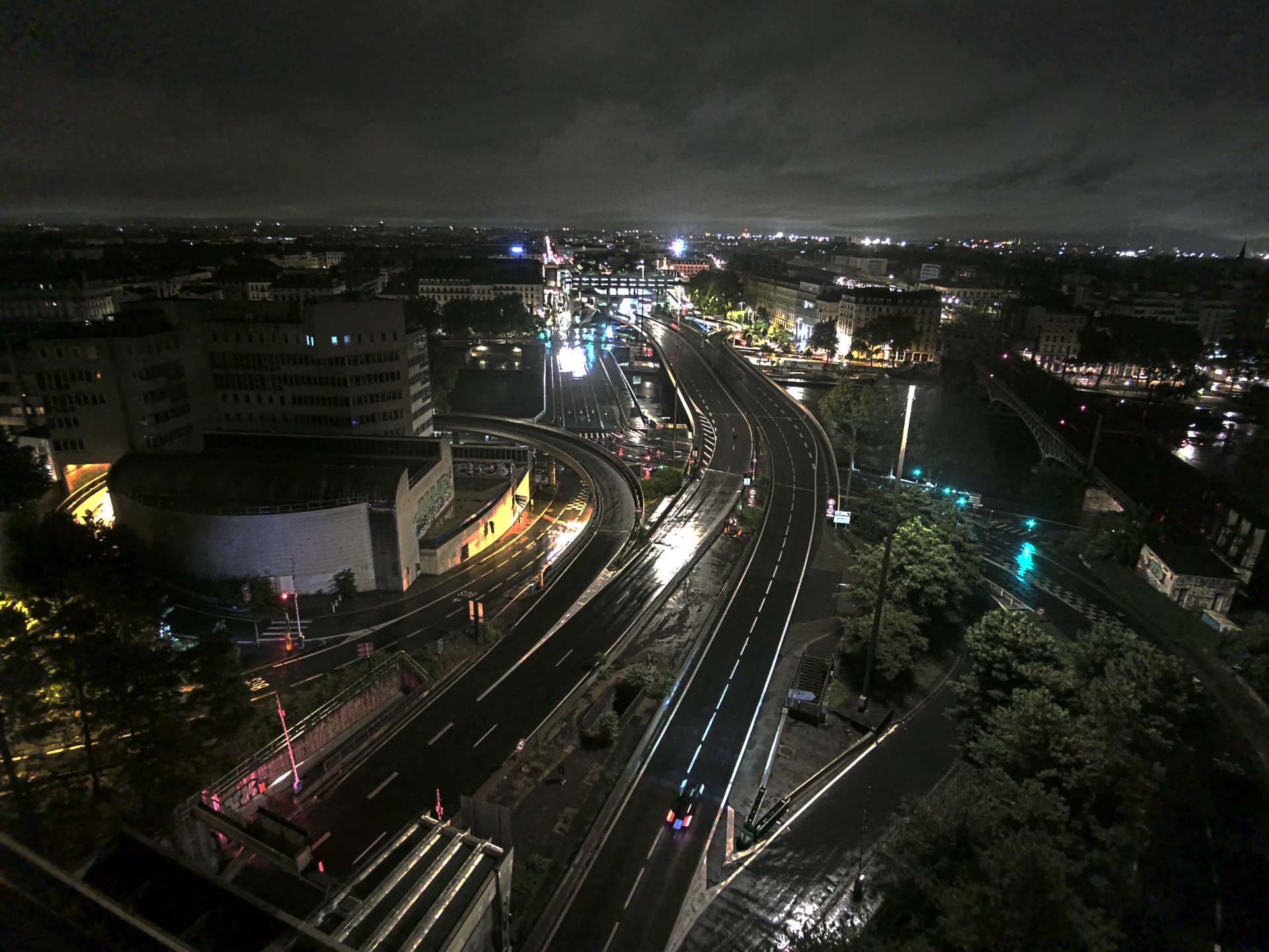 Caméra autoroute à Lyon Perrache à l'entrée Sud du Tunnel sous Fourvière, en direction de Marseille