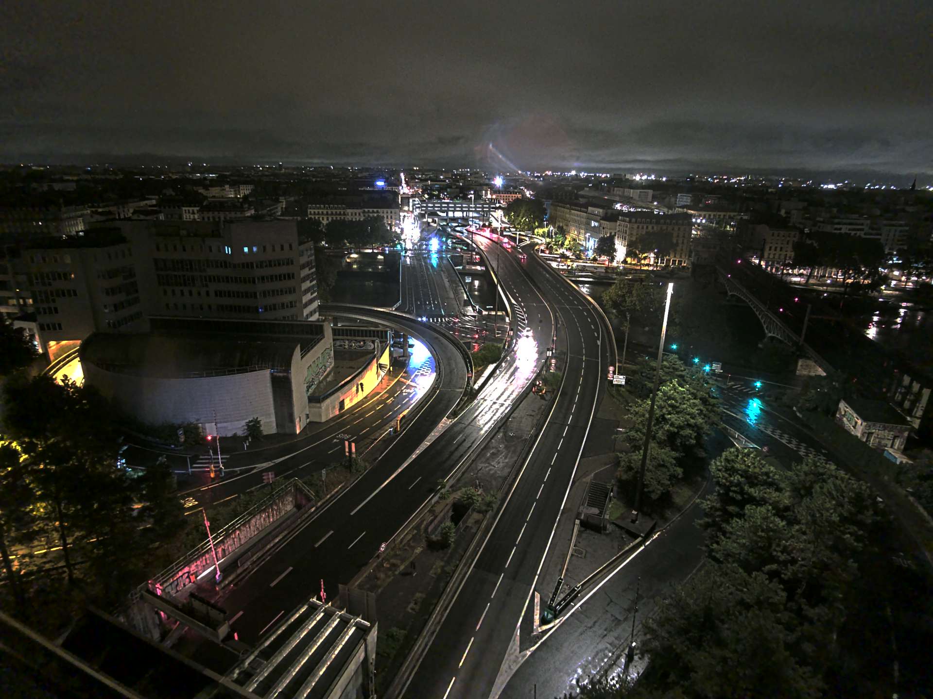 Caméra autoroute à Lyon Perrache à l'entrée Sud du Tunnel sous Fourvière, en direction de Marseille