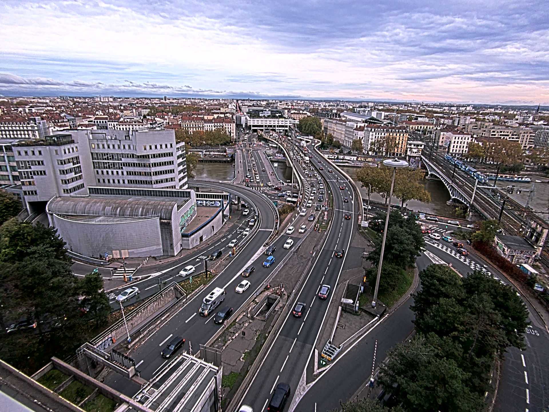 Caméra autoroute à Lyon Perrache à l'entrée Sud du Tunnel sous Fourvière, en direction de Marseille